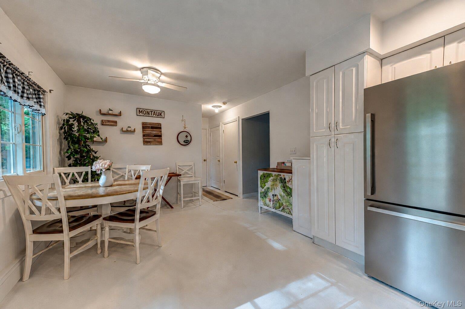 480 Miller Place Road Property Photo 4