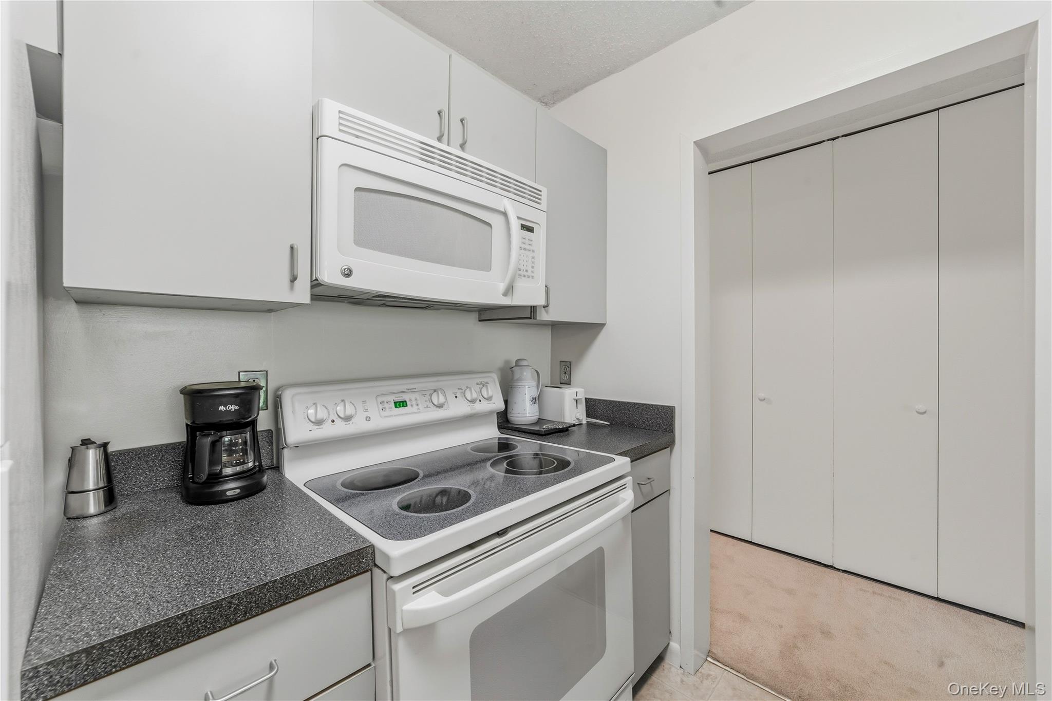 25 Rockledge Avenue 801 Property Photo 7