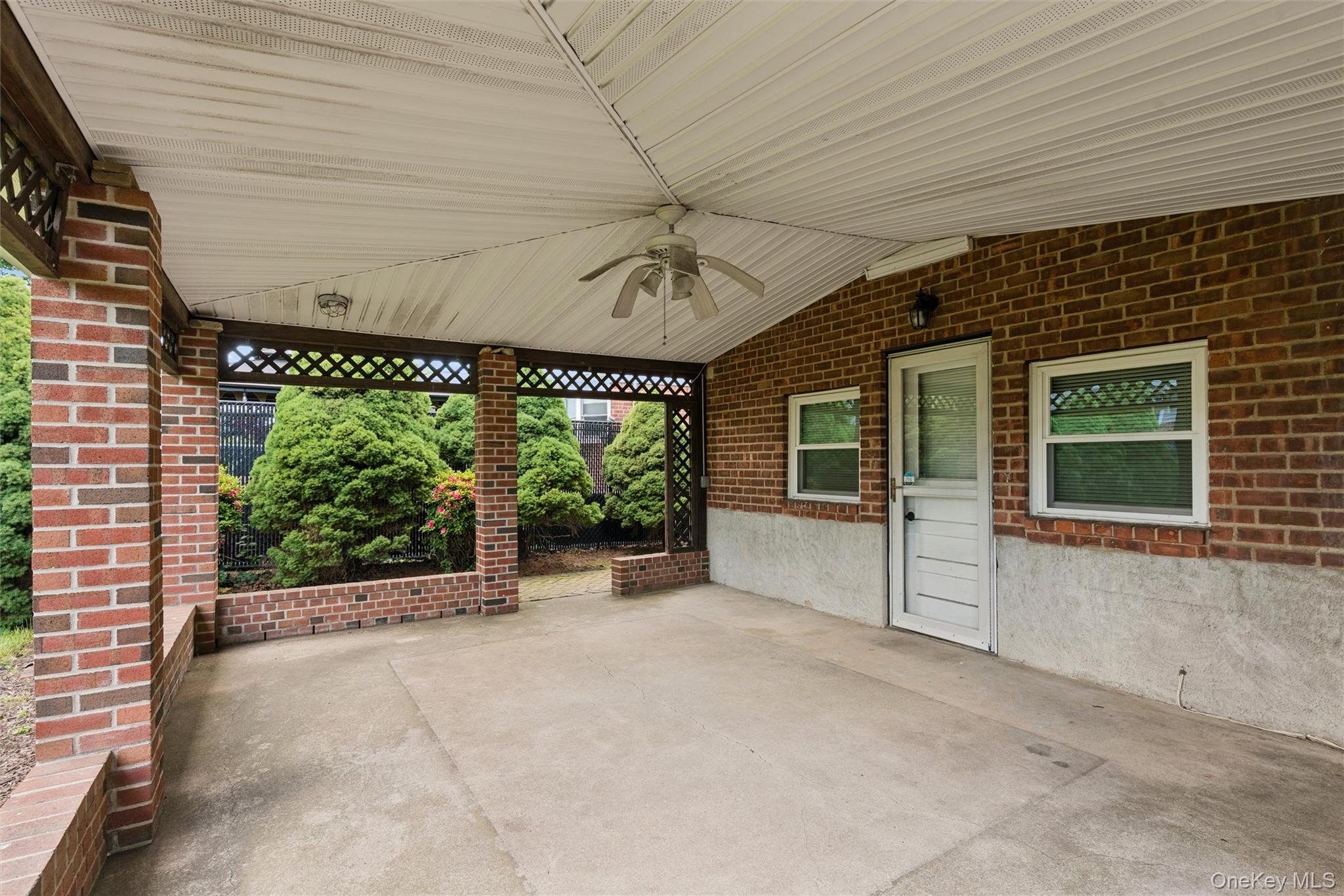 3962 Hahn Avenue Property Photo 8