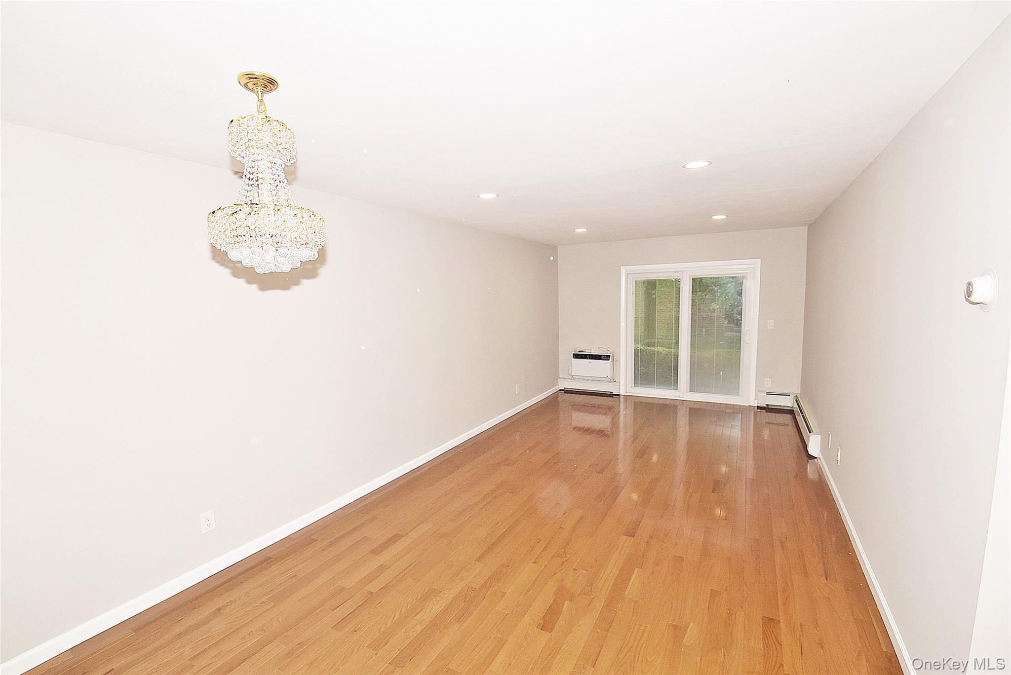 208 -04 Robert Road 189 L Property Photo 2