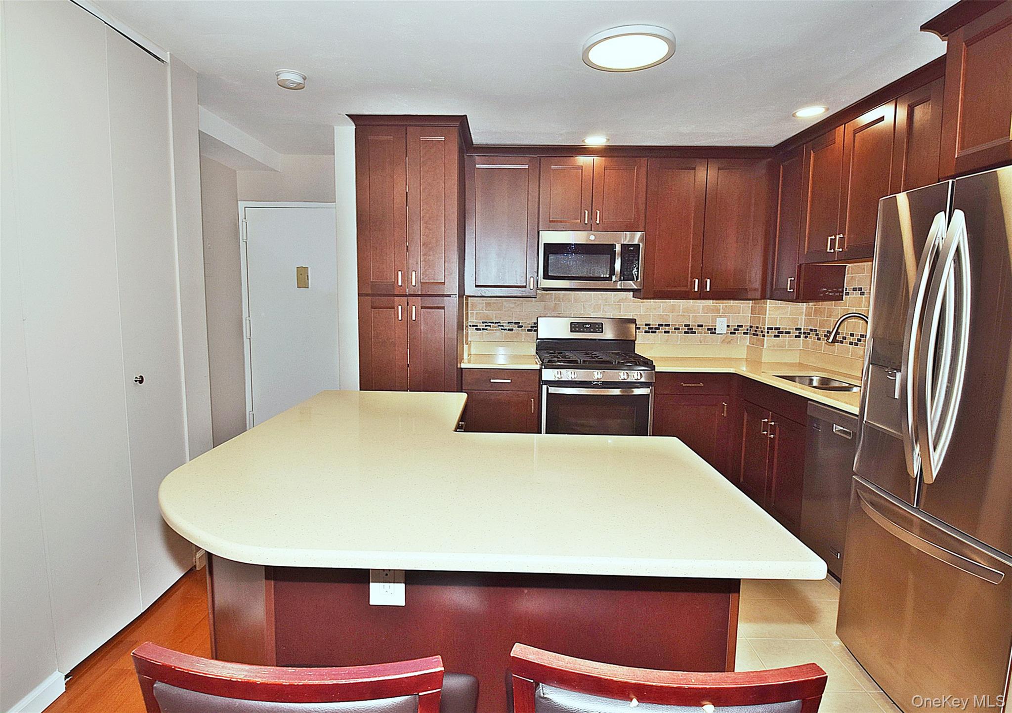 208 -04 Robert Road 189 L Property Photo 6
