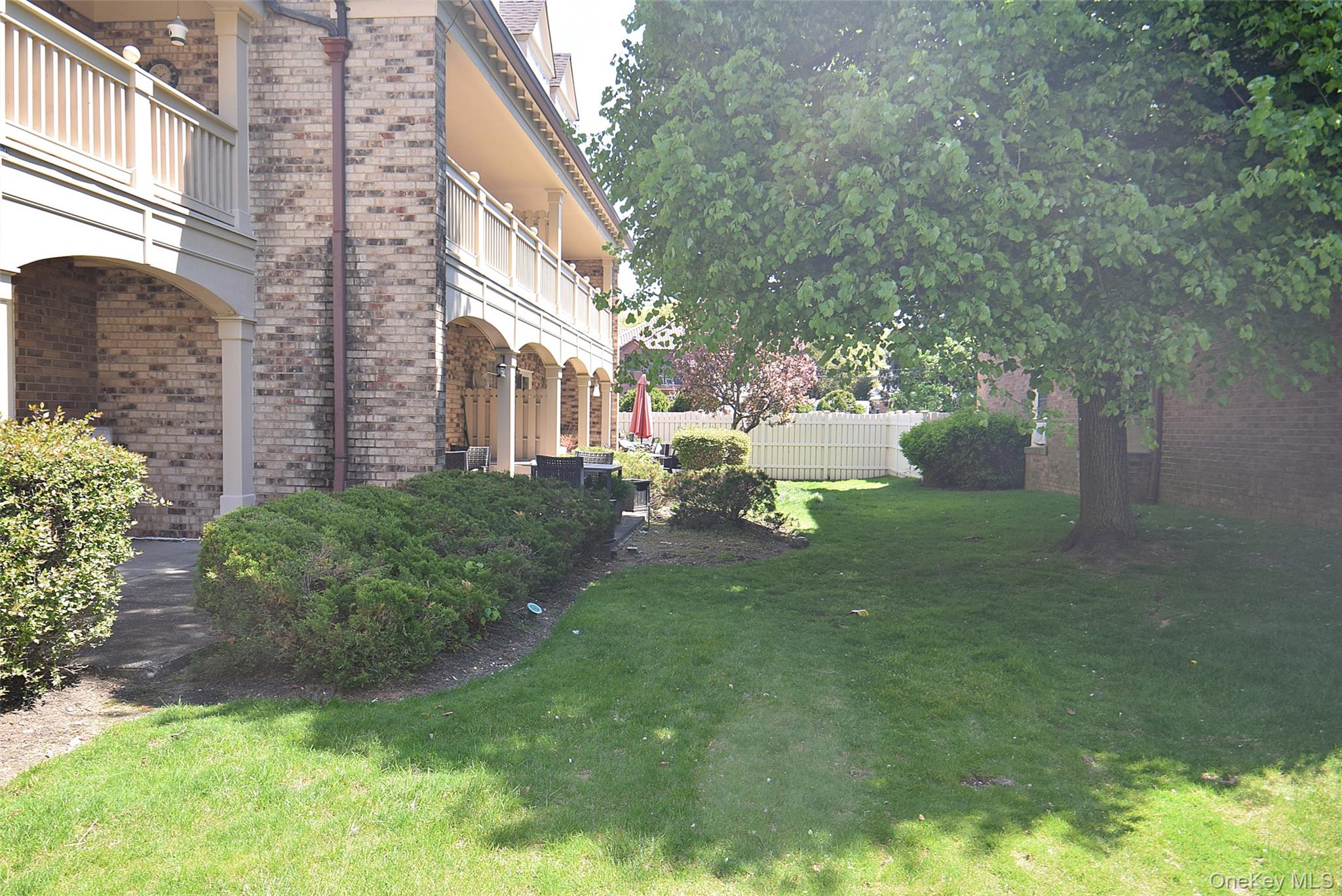 208 -04 Robert Road 189 L Property Photo 12