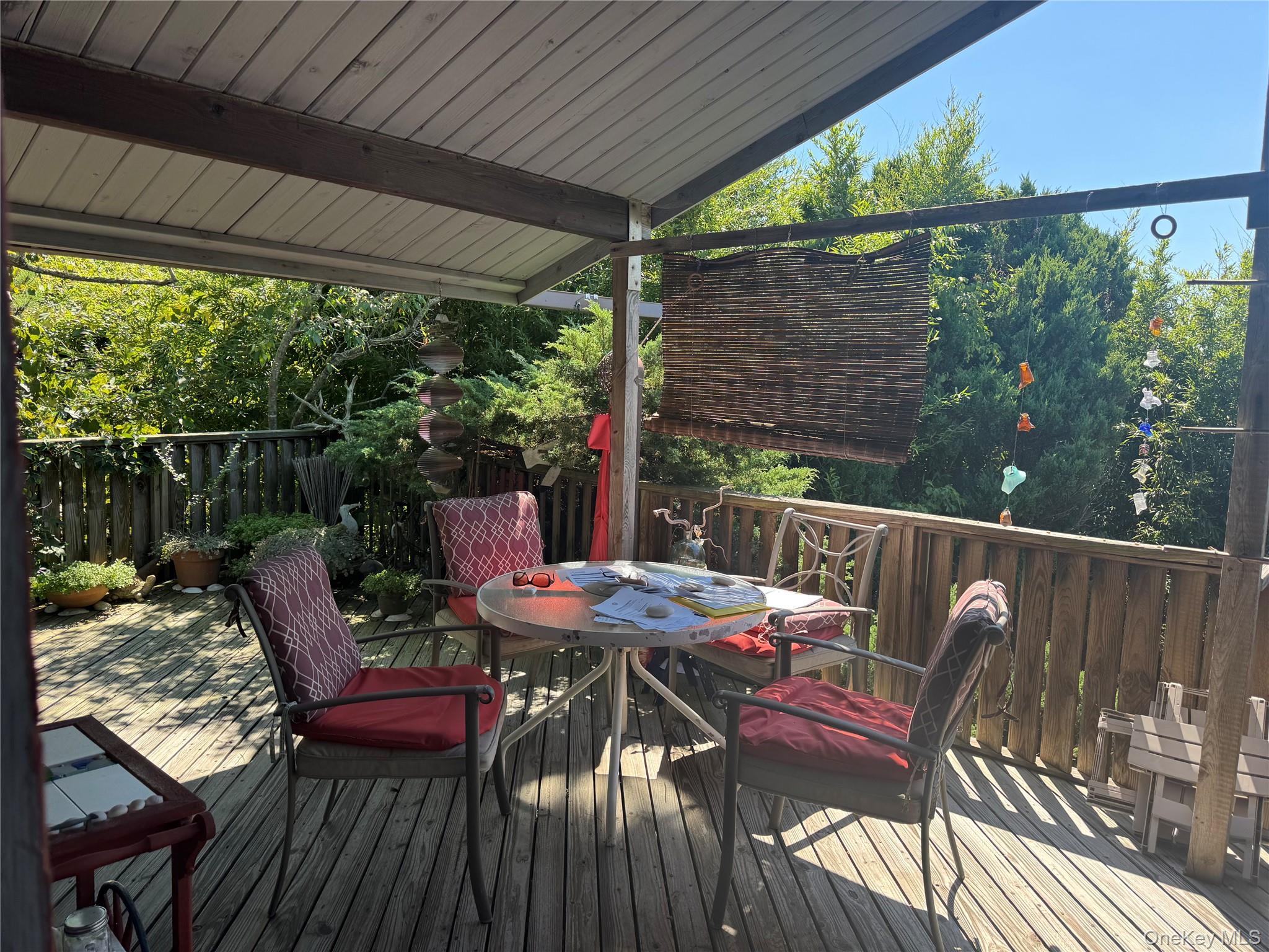 780 Surf Road Property Photo 2