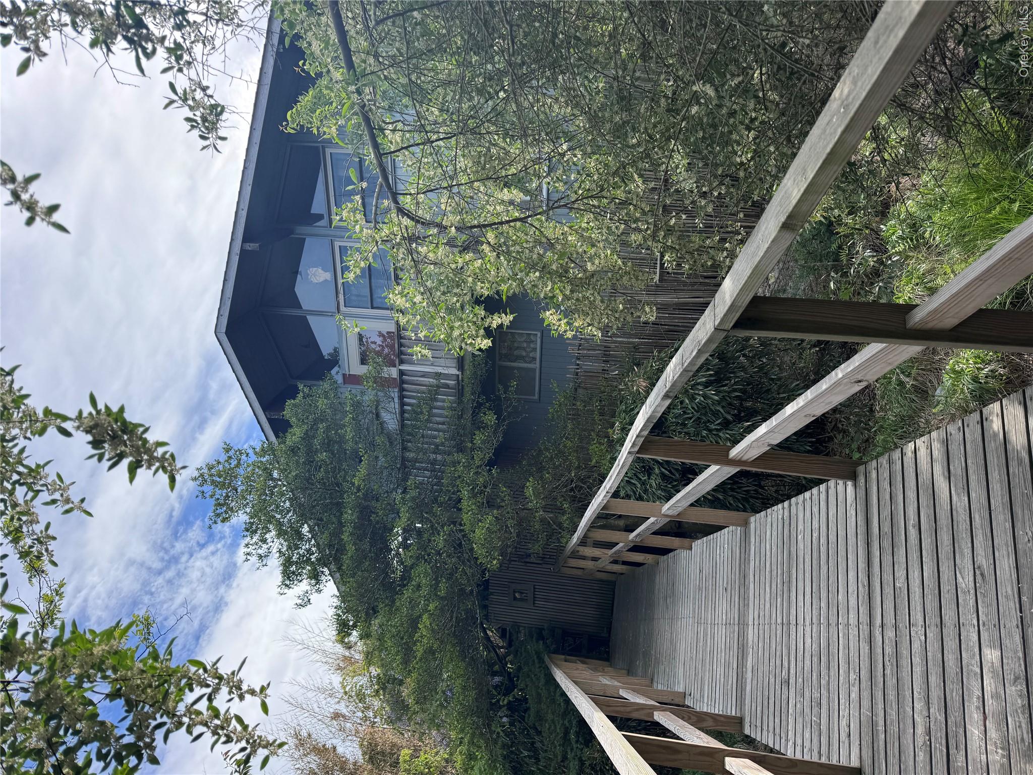 780 Surf Road Property Photo 17
