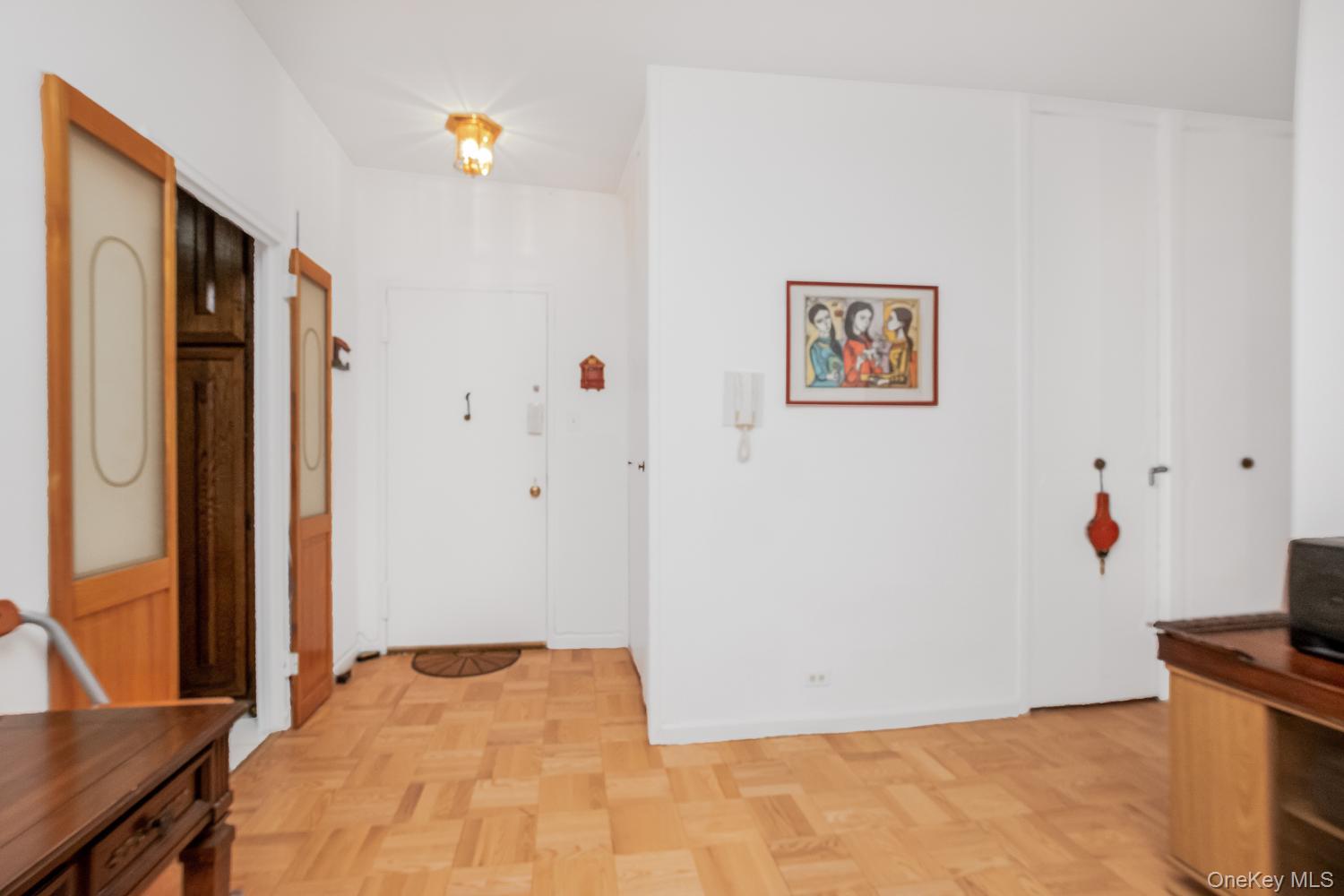 2500 Johnson Avenue 1l Property Photo 7