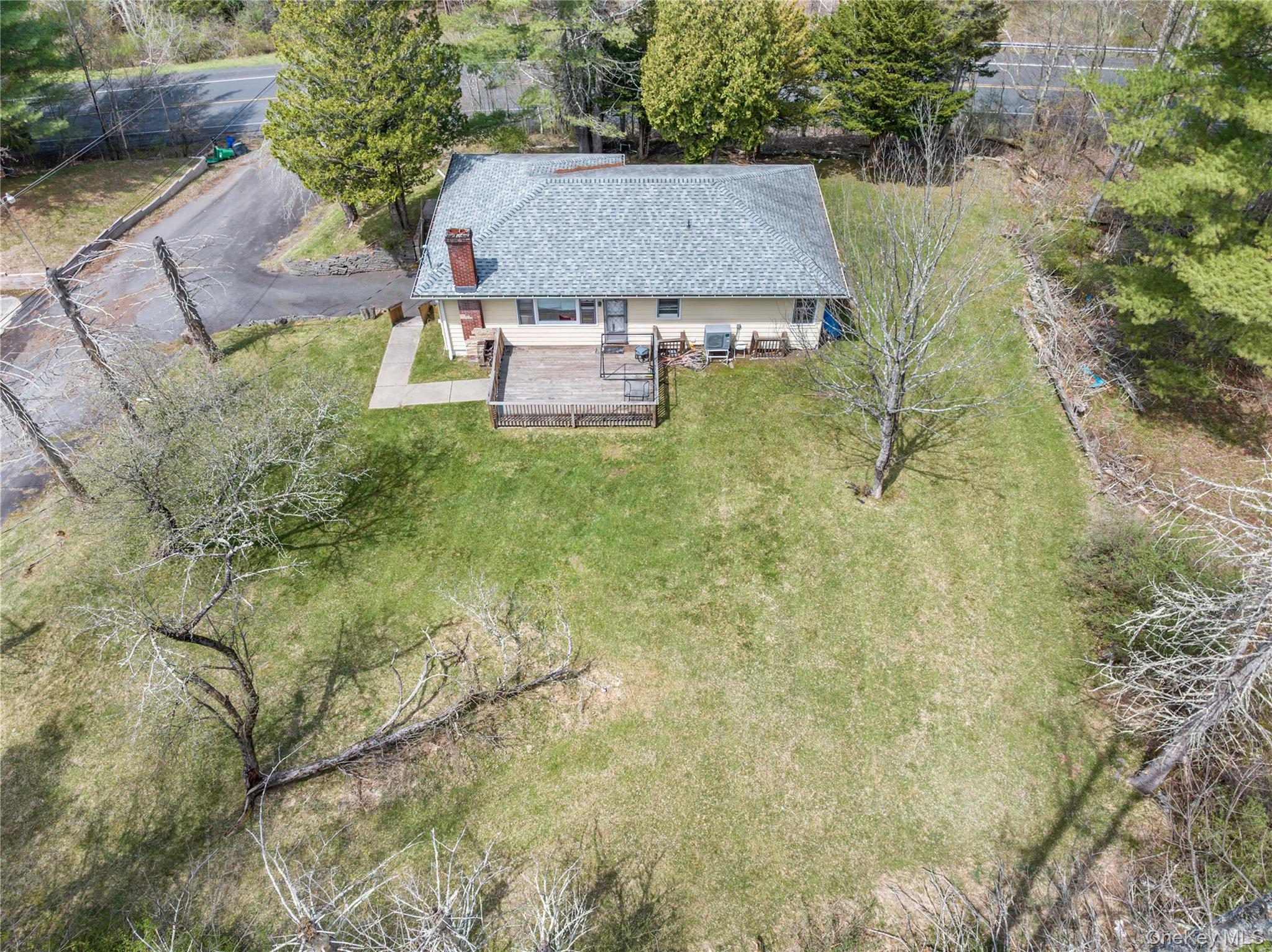 1 Jade Lane Property Photo 1