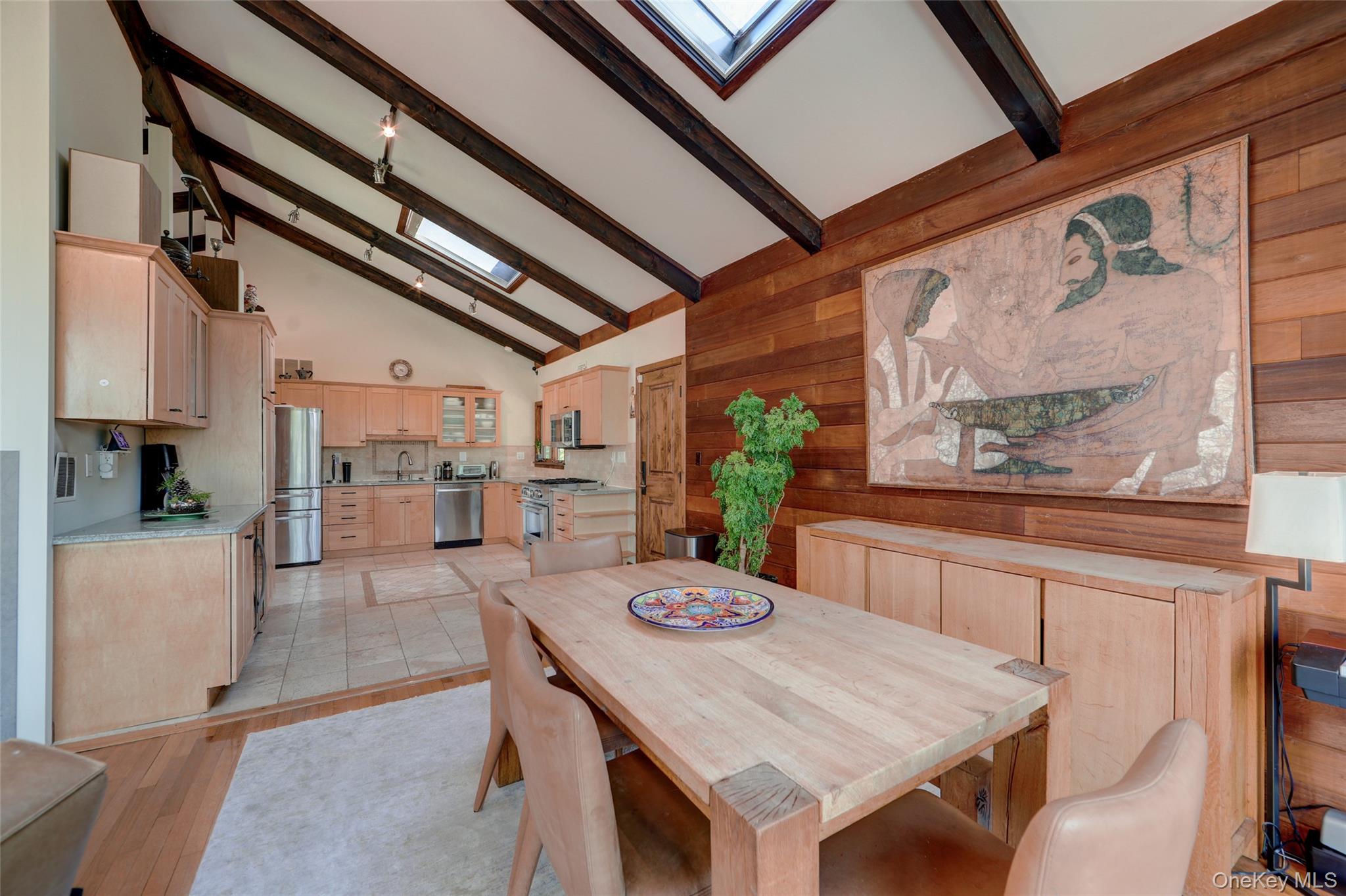 380 Long Ridge Road Property Photo 13