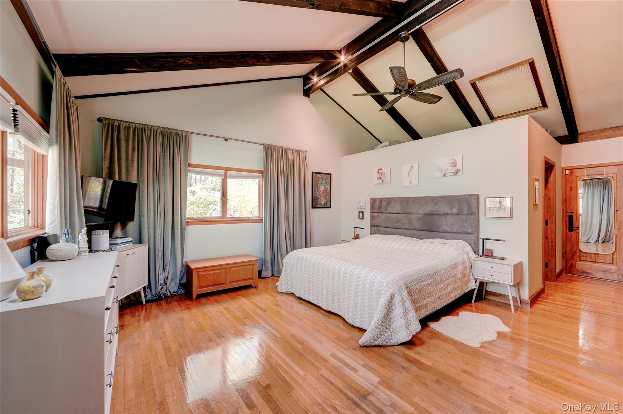 380 Long Ridge Road Property Photo 17