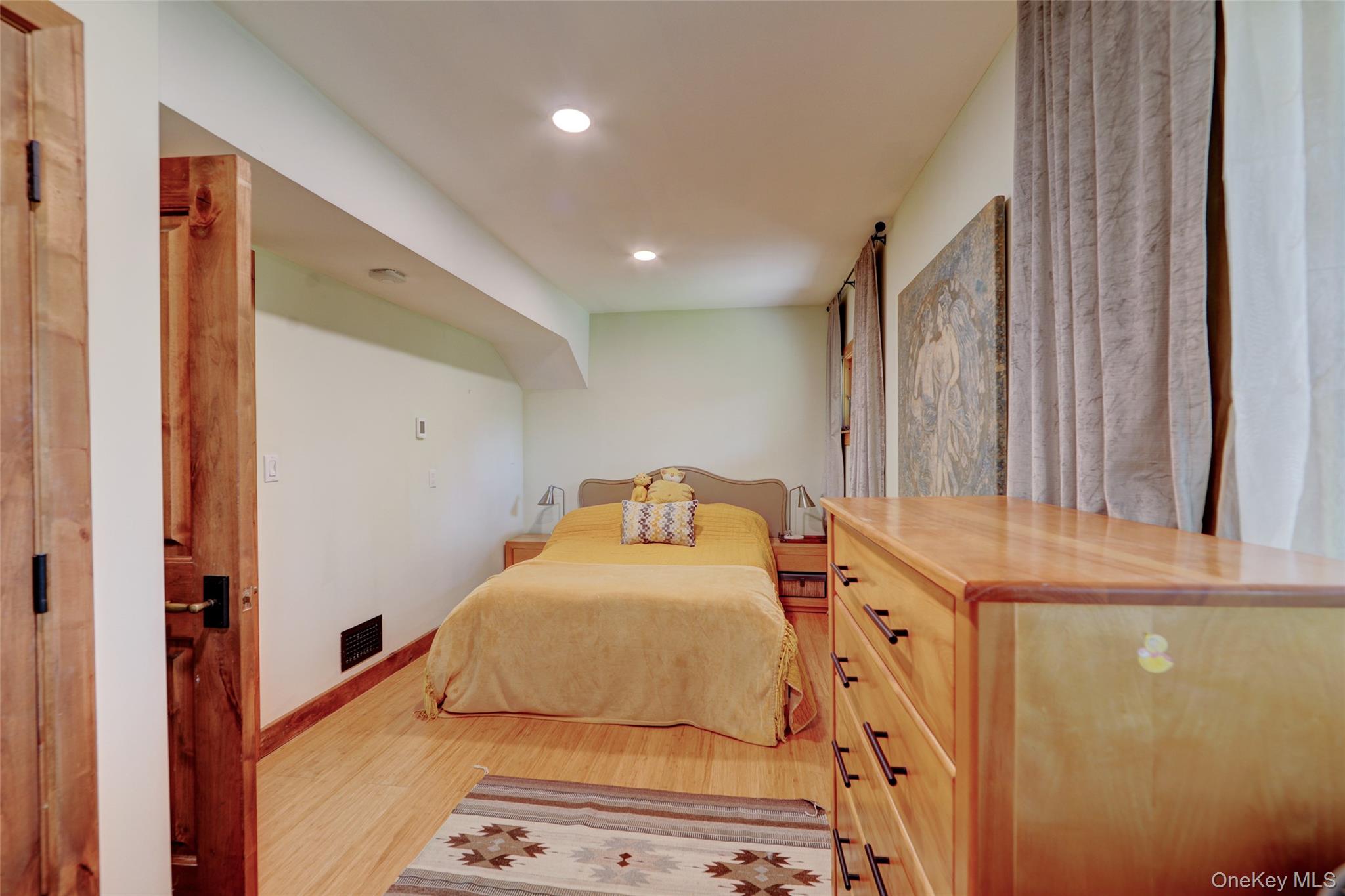 380 Long Ridge Road Property Photo 33