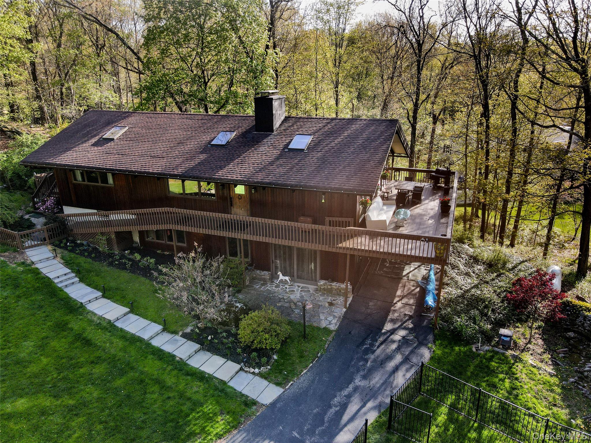 380 Long Ridge Road Property Photo 46