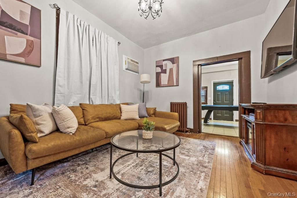 3121 Sedgwick Avenue Property Photo 4