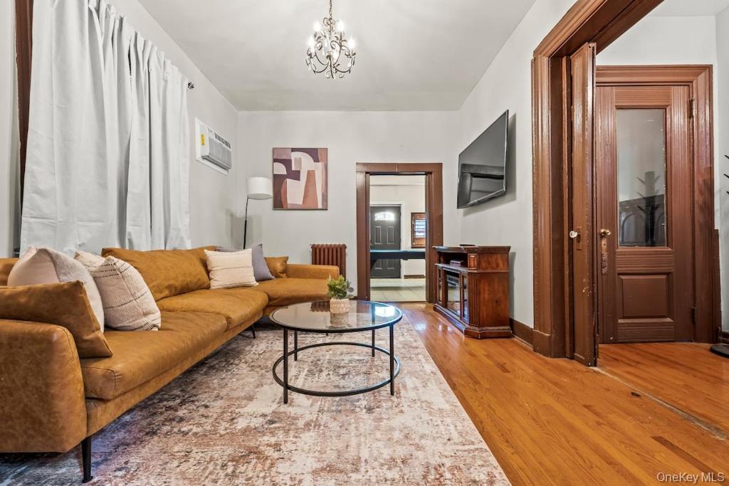 3121 Sedgwick Avenue Property Photo 6