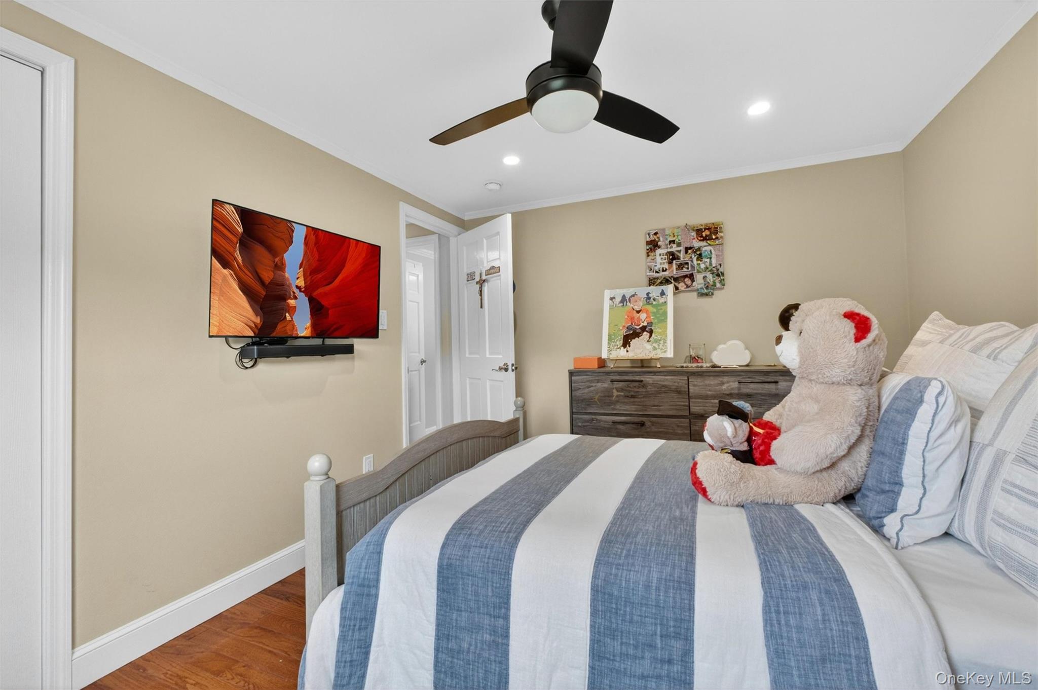 46 Camelot Road Property Photo 23