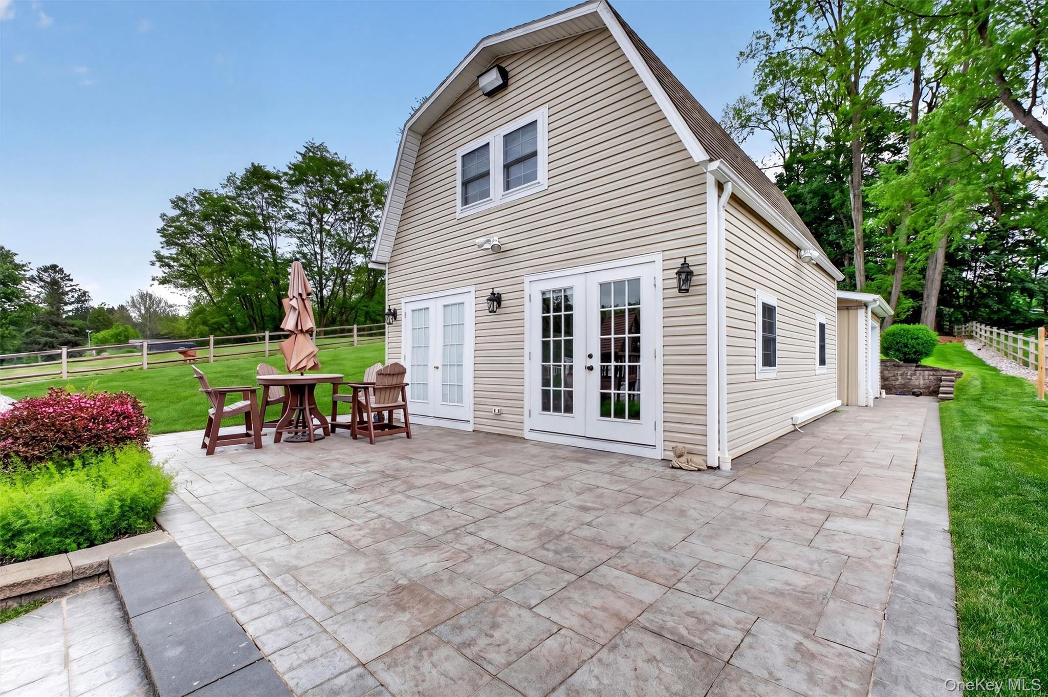 46 Camelot Road Property Photo 47