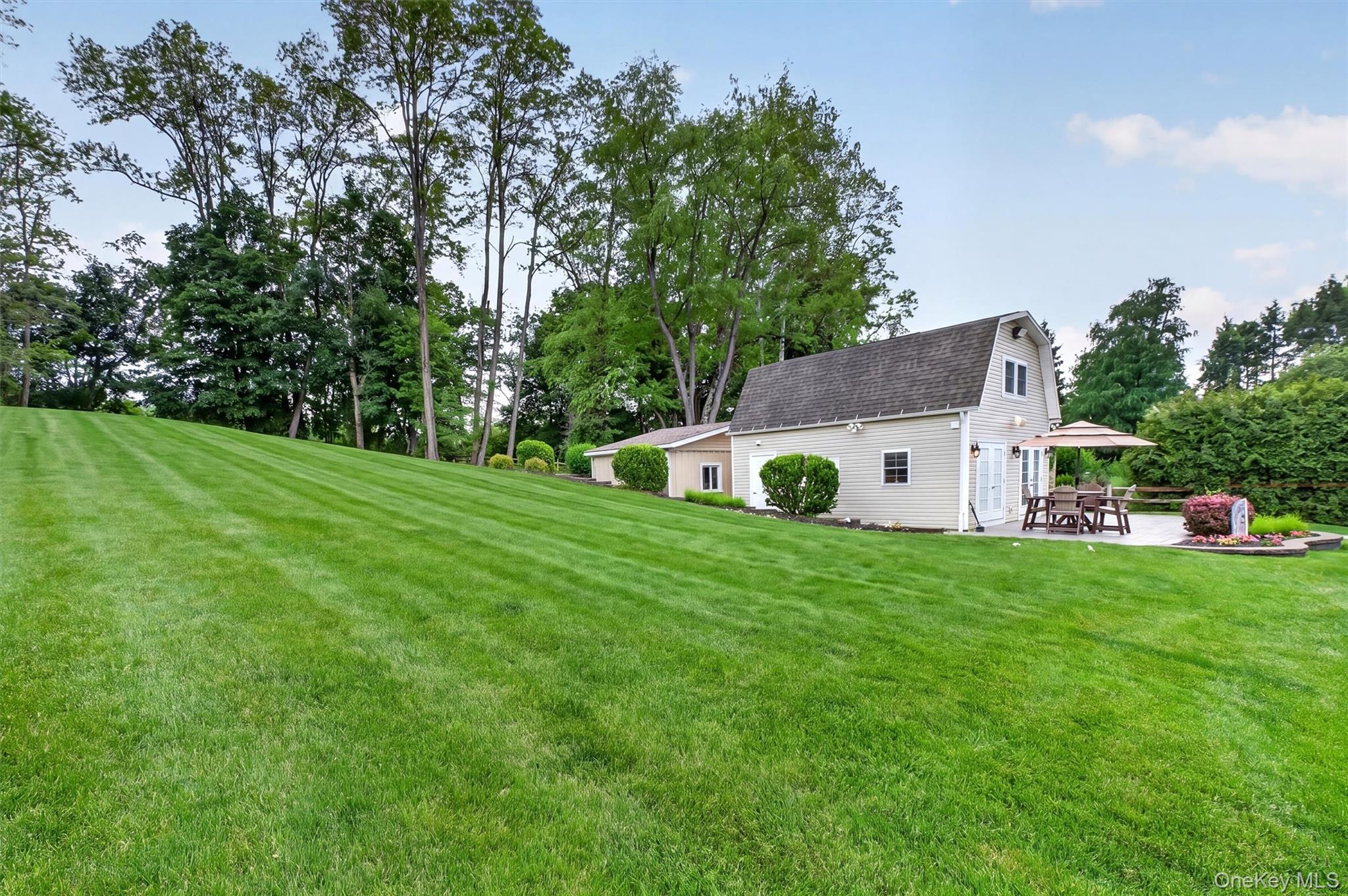 46 Camelot Road Property Photo 48