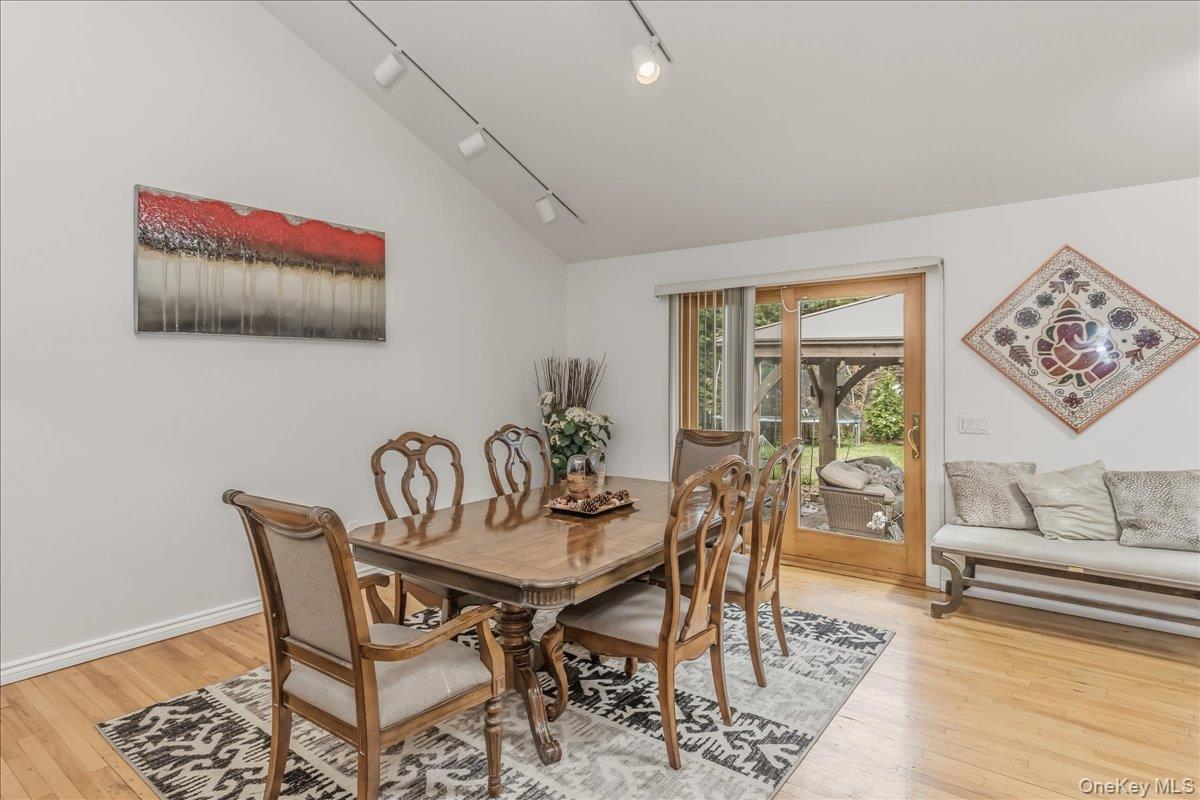 17 Campo Circle Property Photo 10