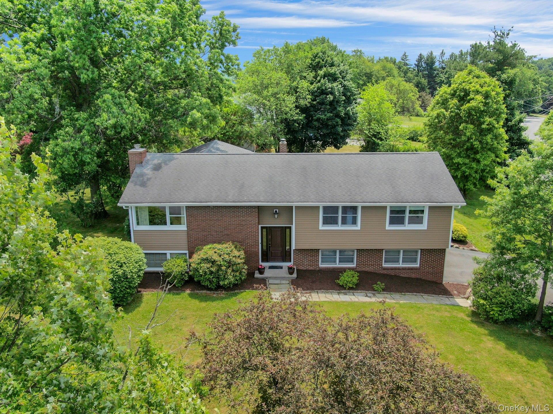 18 Hickory Drive