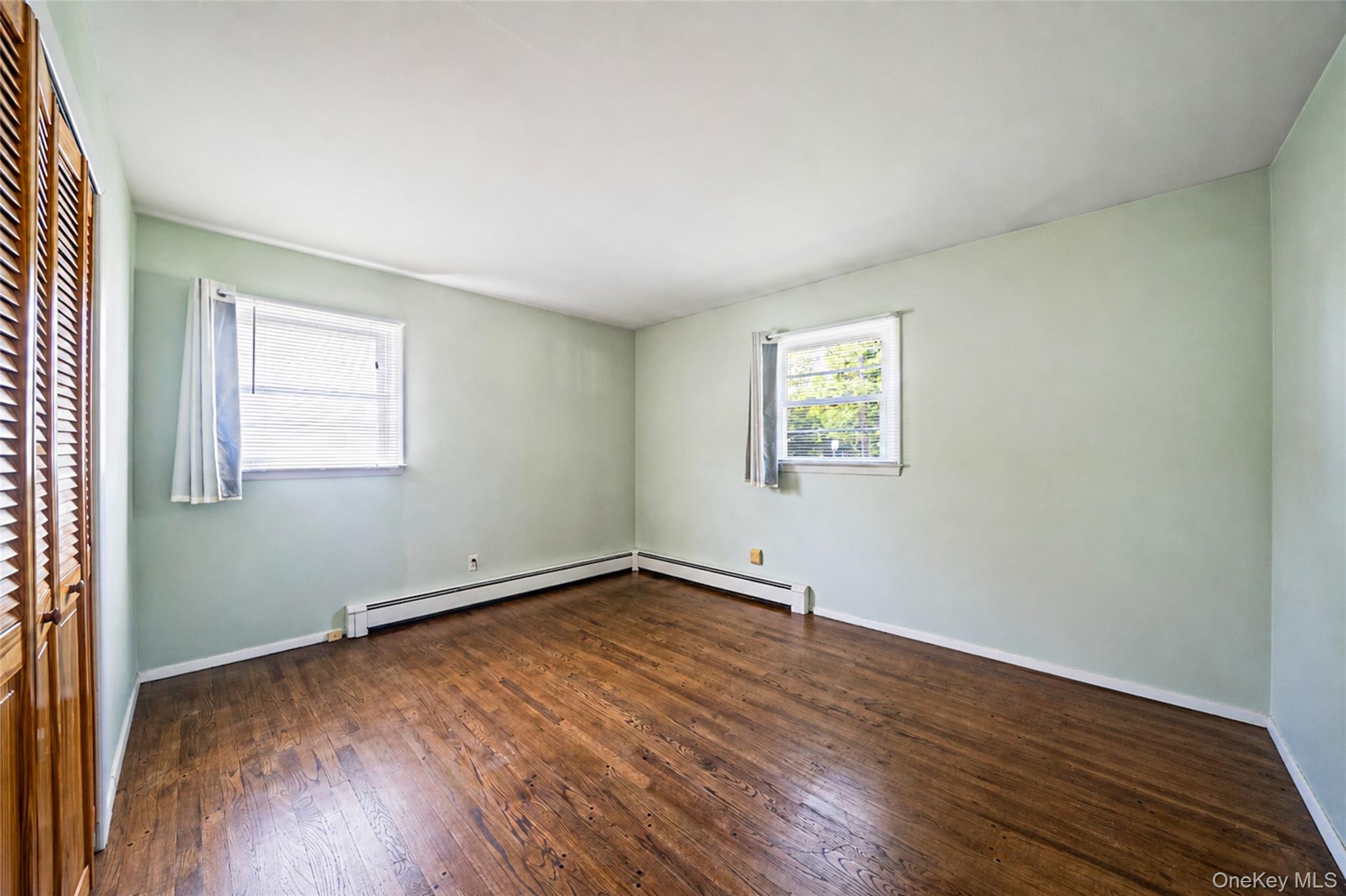 376 S Country Road Property Photo 20