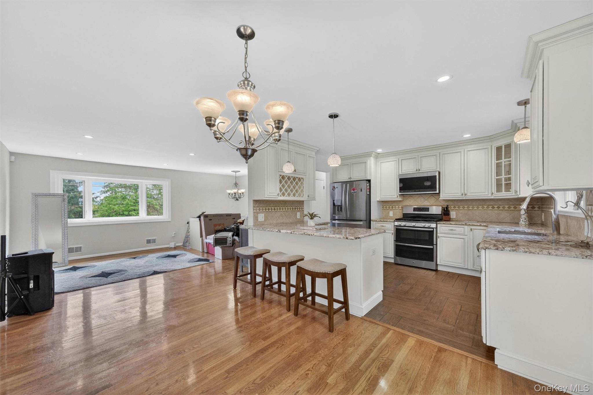 37 Surrey Road Property Photo 12