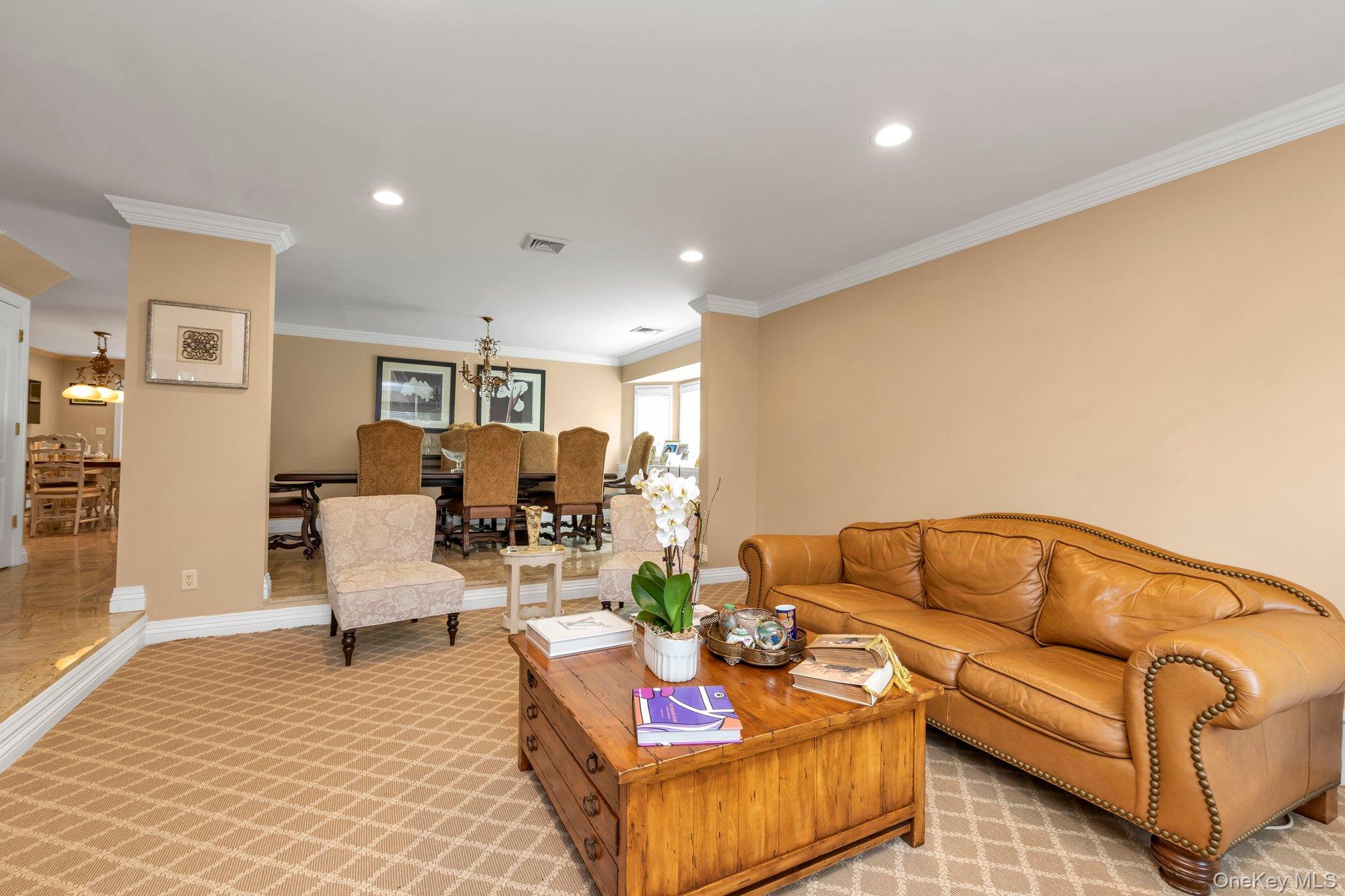 2114 Donna Drive Property Photo 6