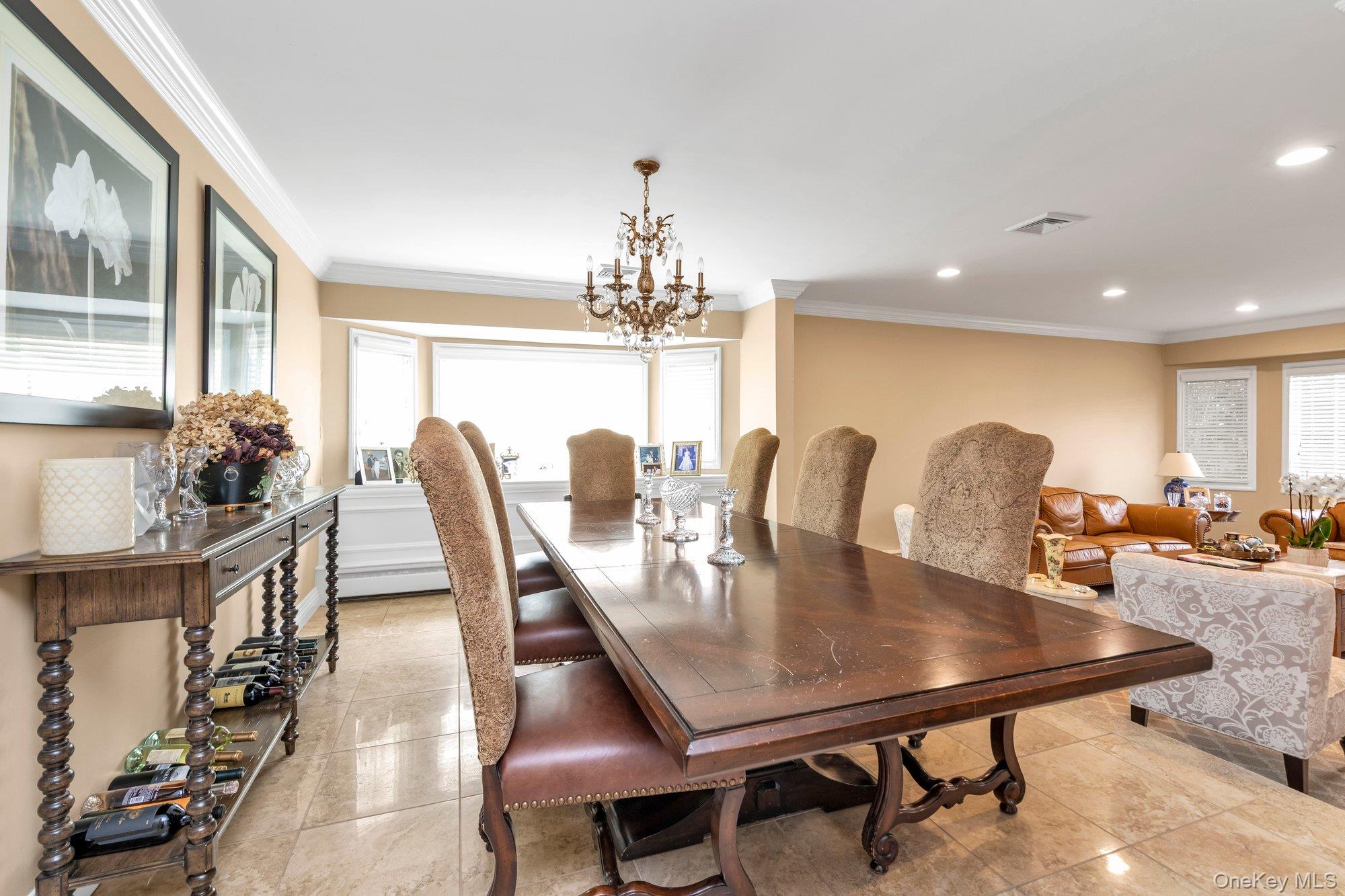 2114 Donna Drive Property Photo 8