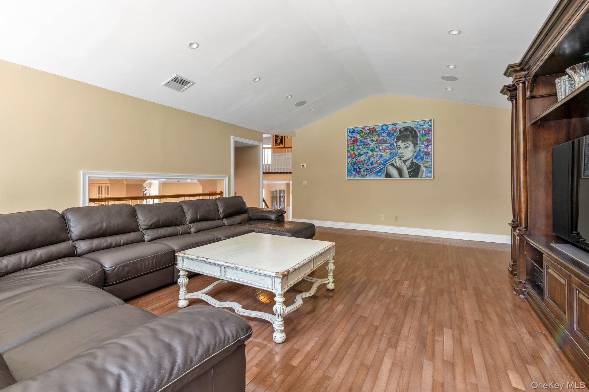 2114 Donna Drive Property Photo 16
