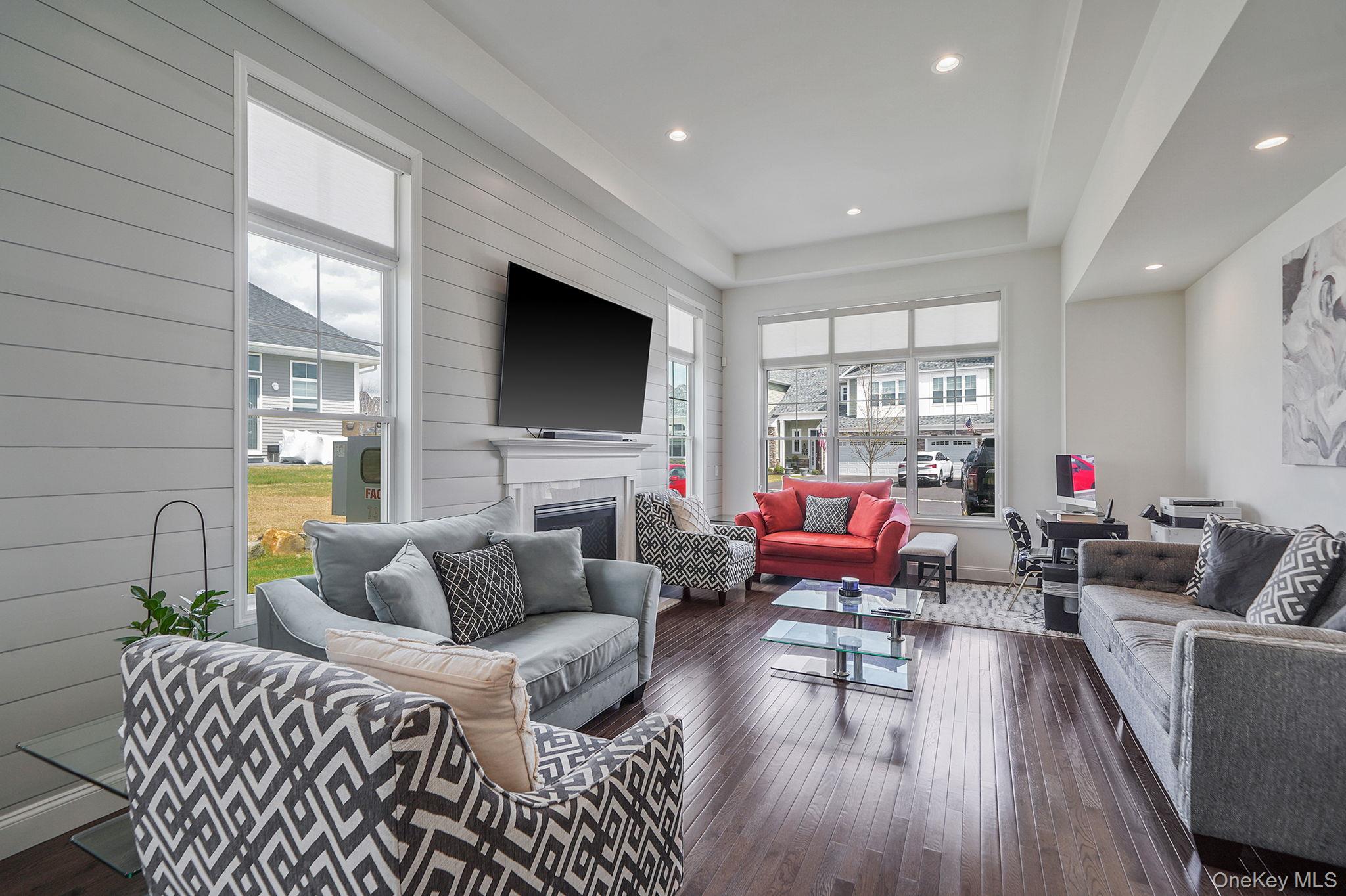366 Wavell Avenue Property Photo 6