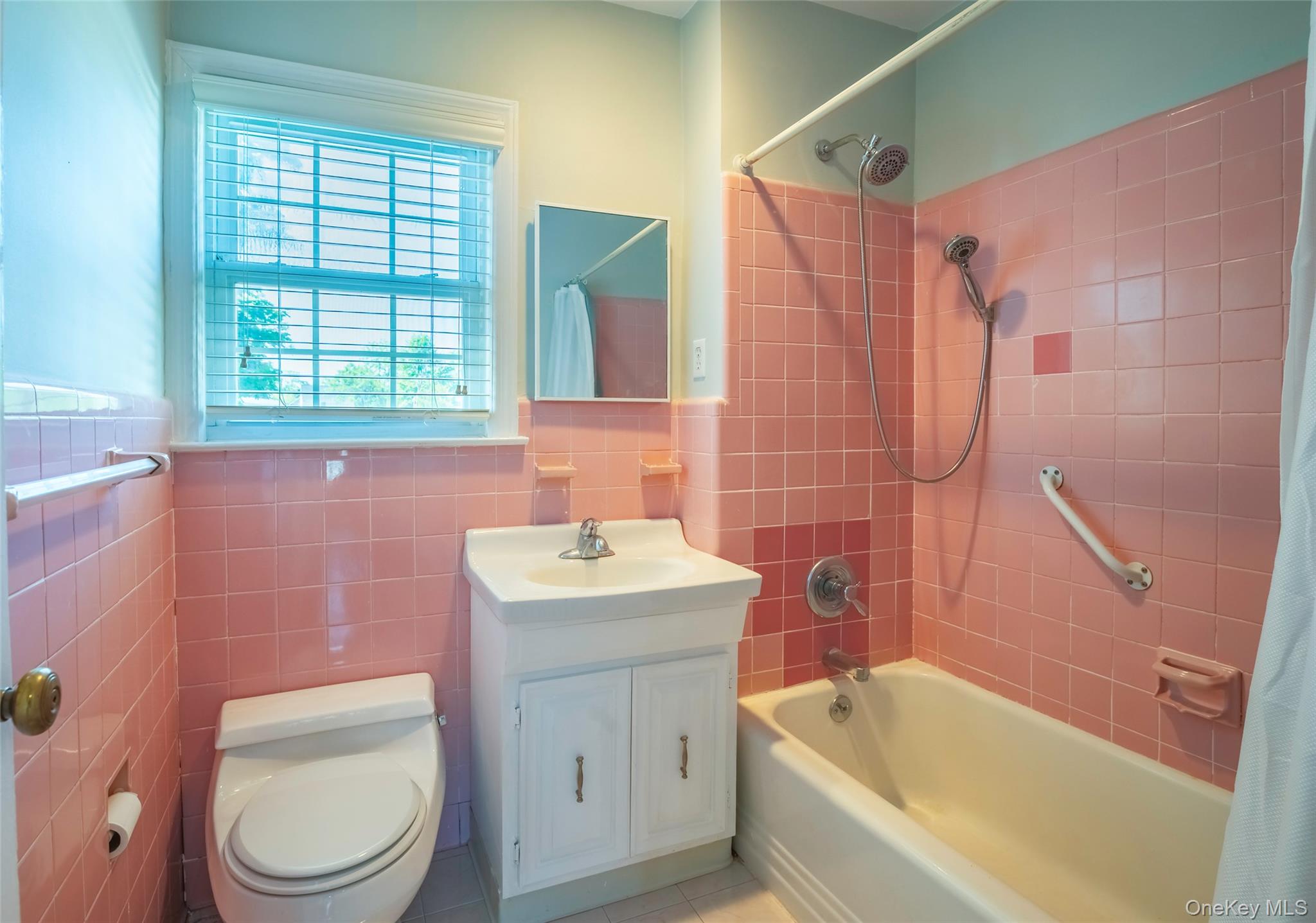 172 Hillside Avenue Property Photo 18