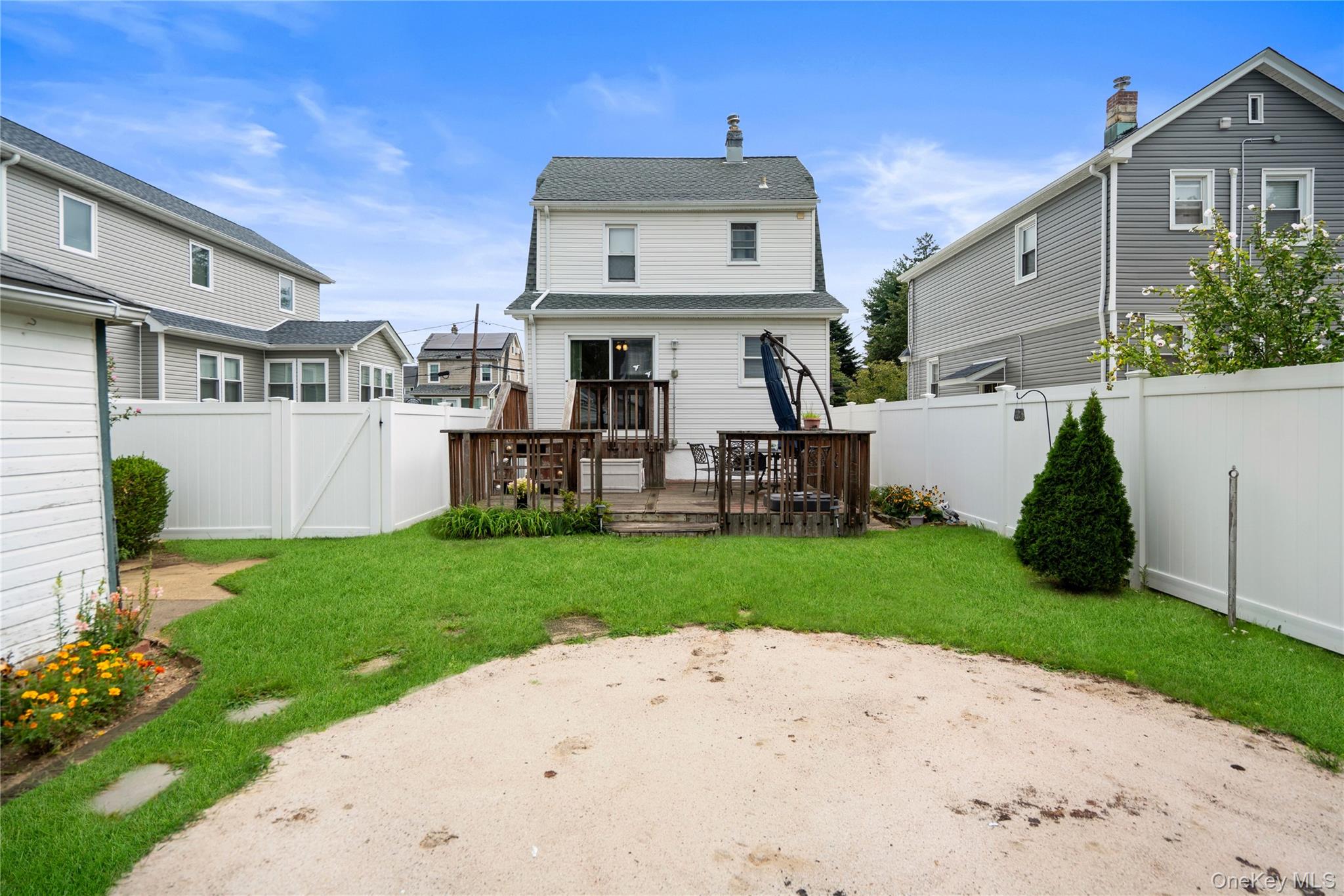 14 Filbert Street Property Photo 27