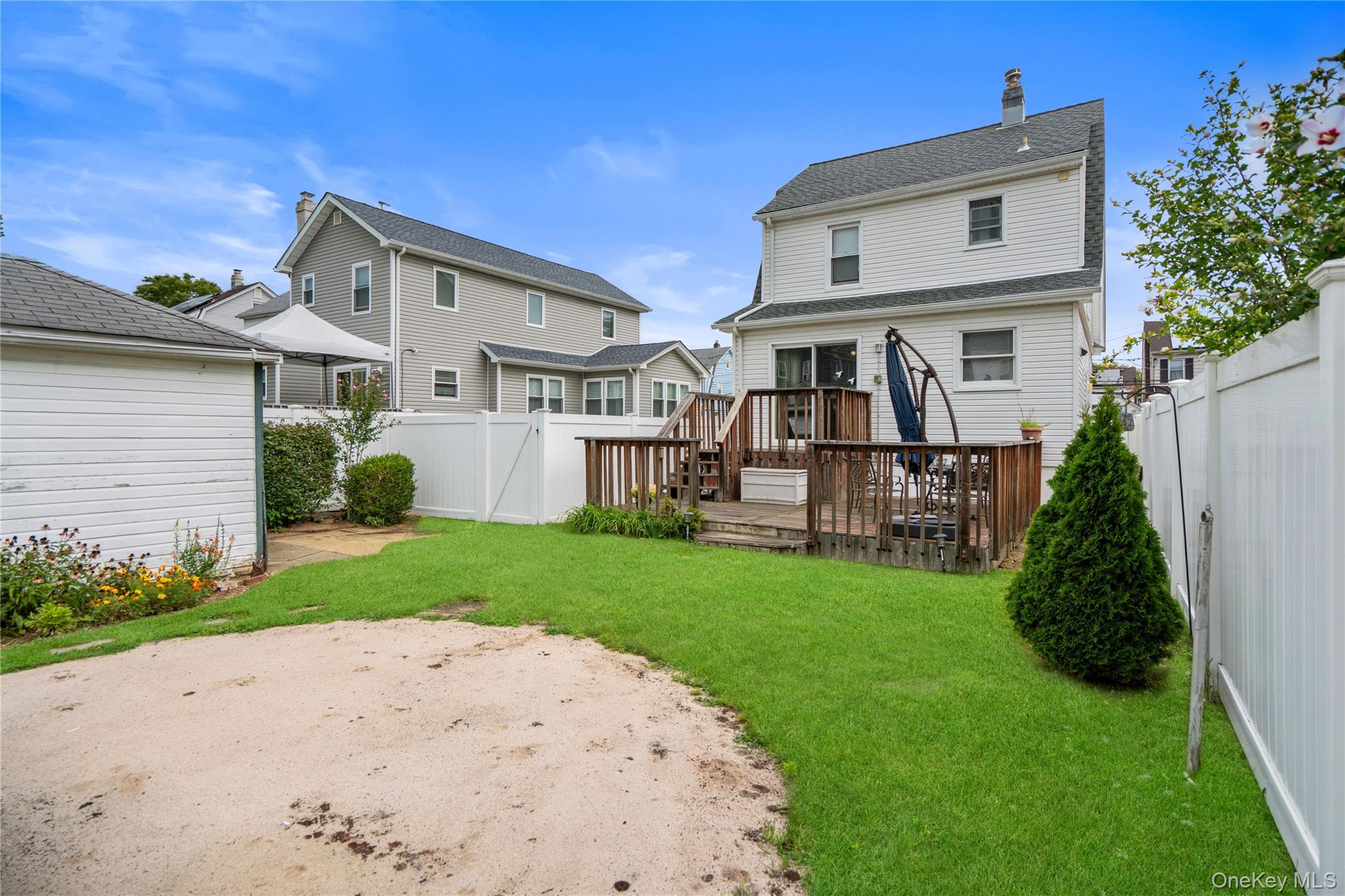14 Filbert Street Property Photo 28
