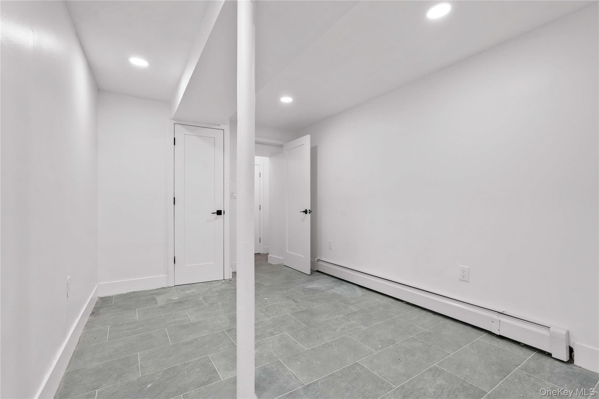 157-12 110th Avenue Property Photo 16