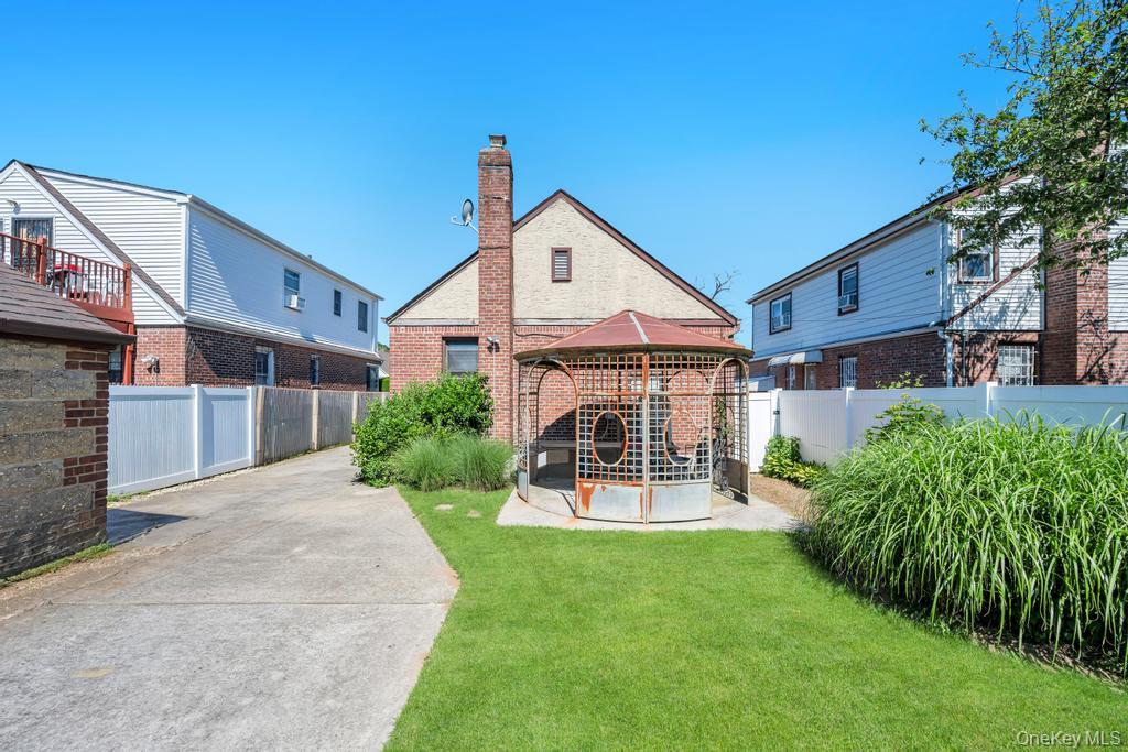 11909 230th Street Property Photo 9