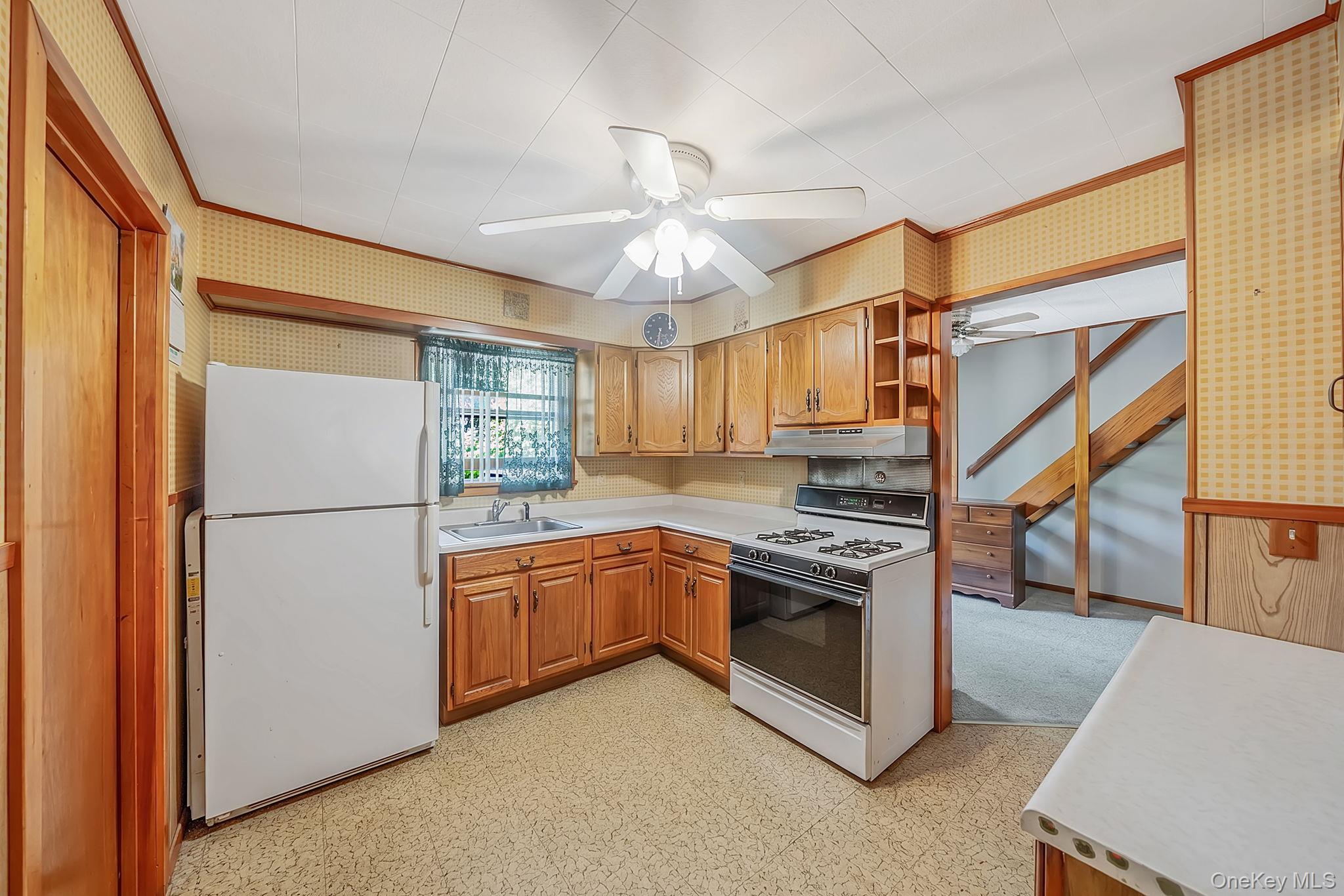 561 Chestnut Street Property Photo 6