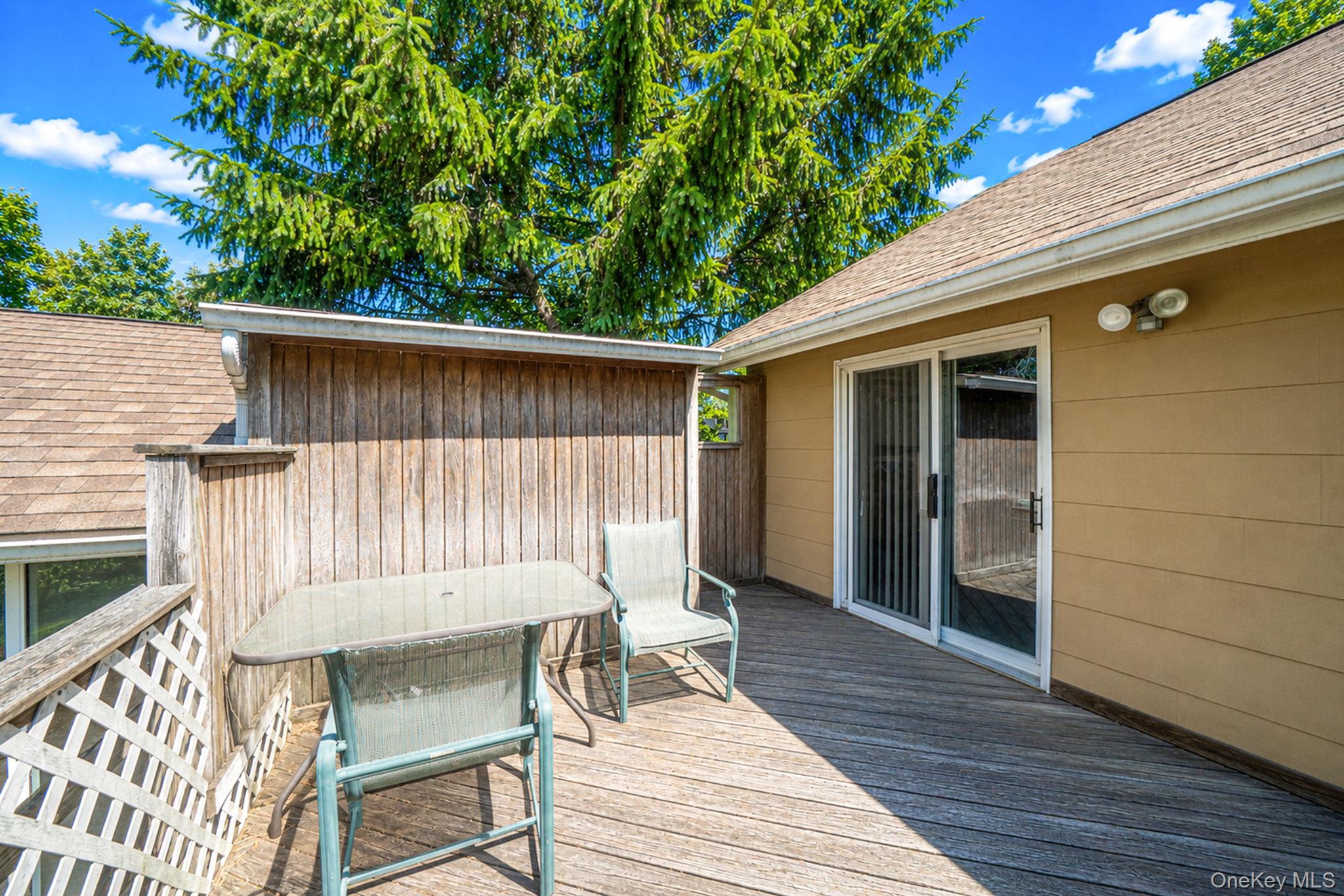 561 Chestnut Street Property Photo 16