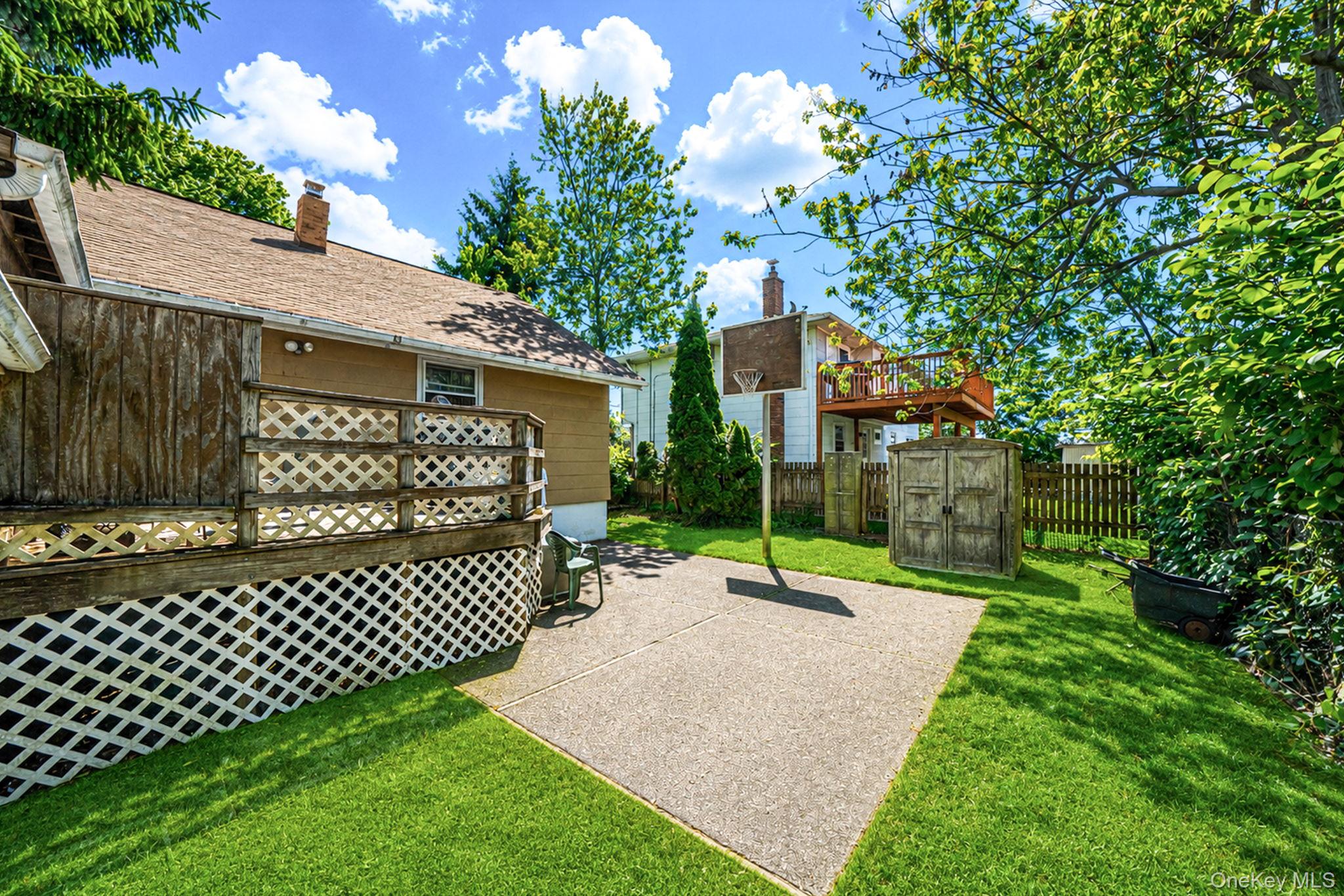 561 Chestnut Street Property Photo 18