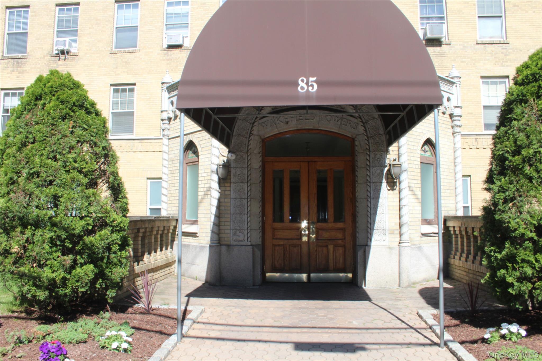 85 Bronx River Road 2K Property Photo 1