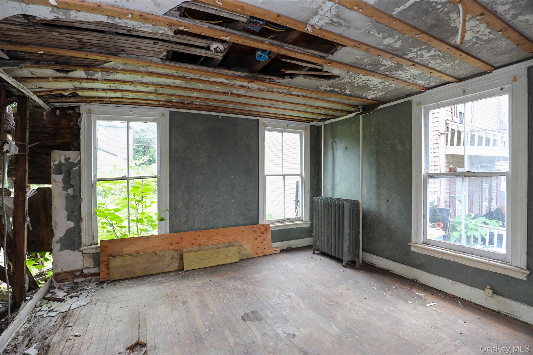 112 Hone Street Property Photo 4