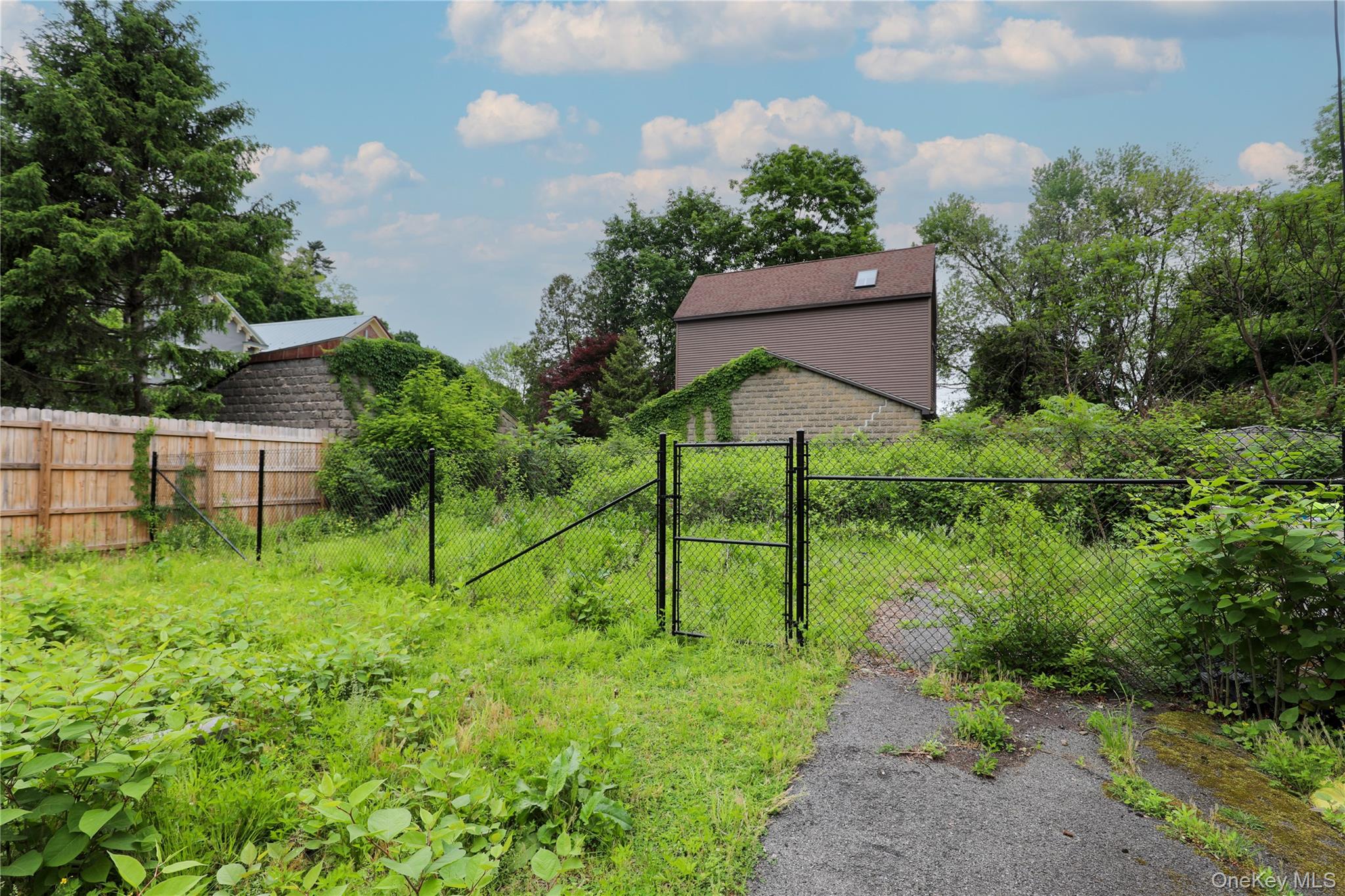 112 Hone Street Property Photo 19