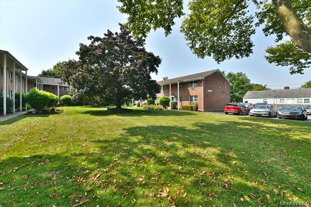 295 Merrick Road 4a Property Photo 2