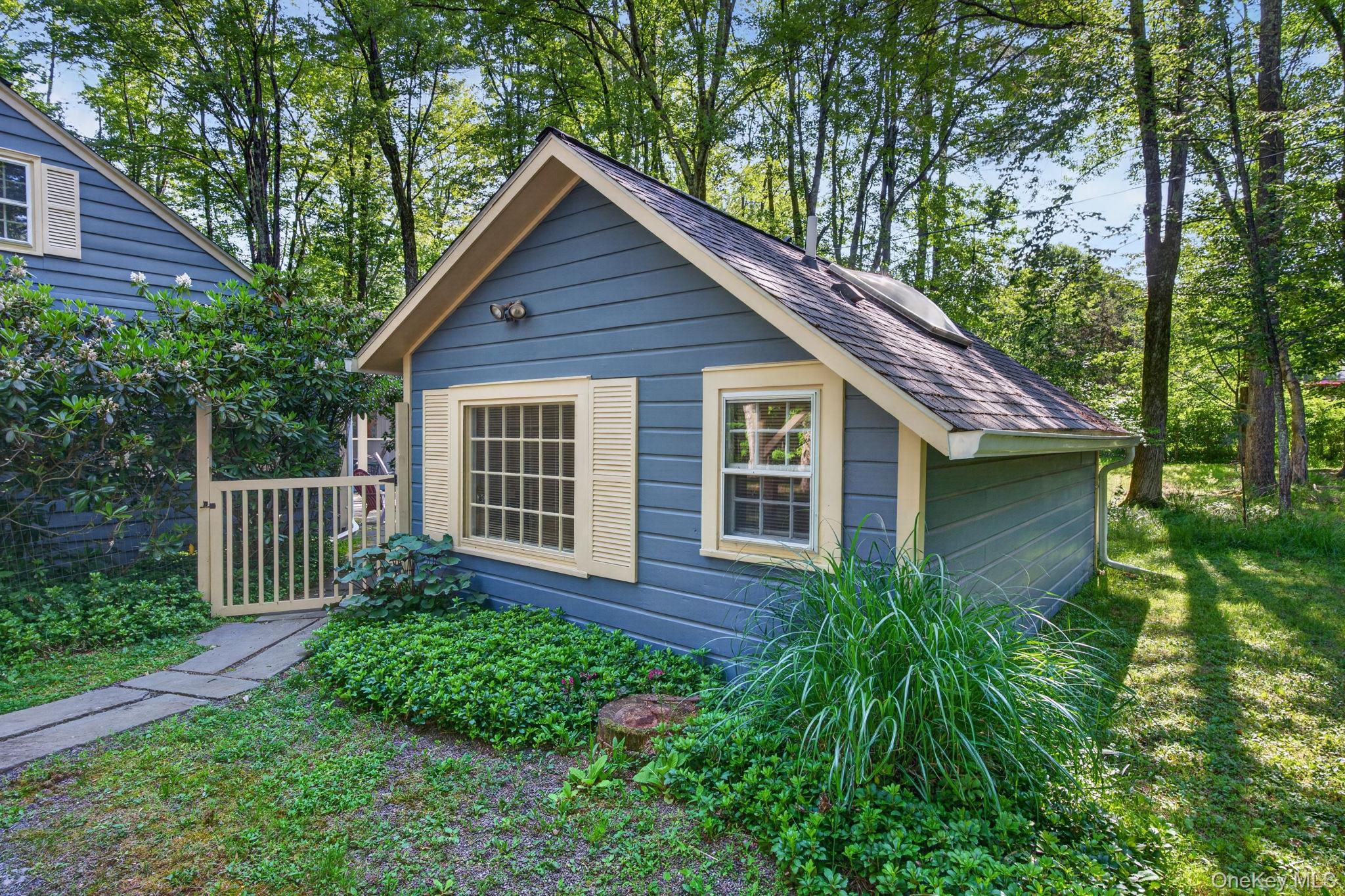 18 Playhouse Lane Property Photo 33