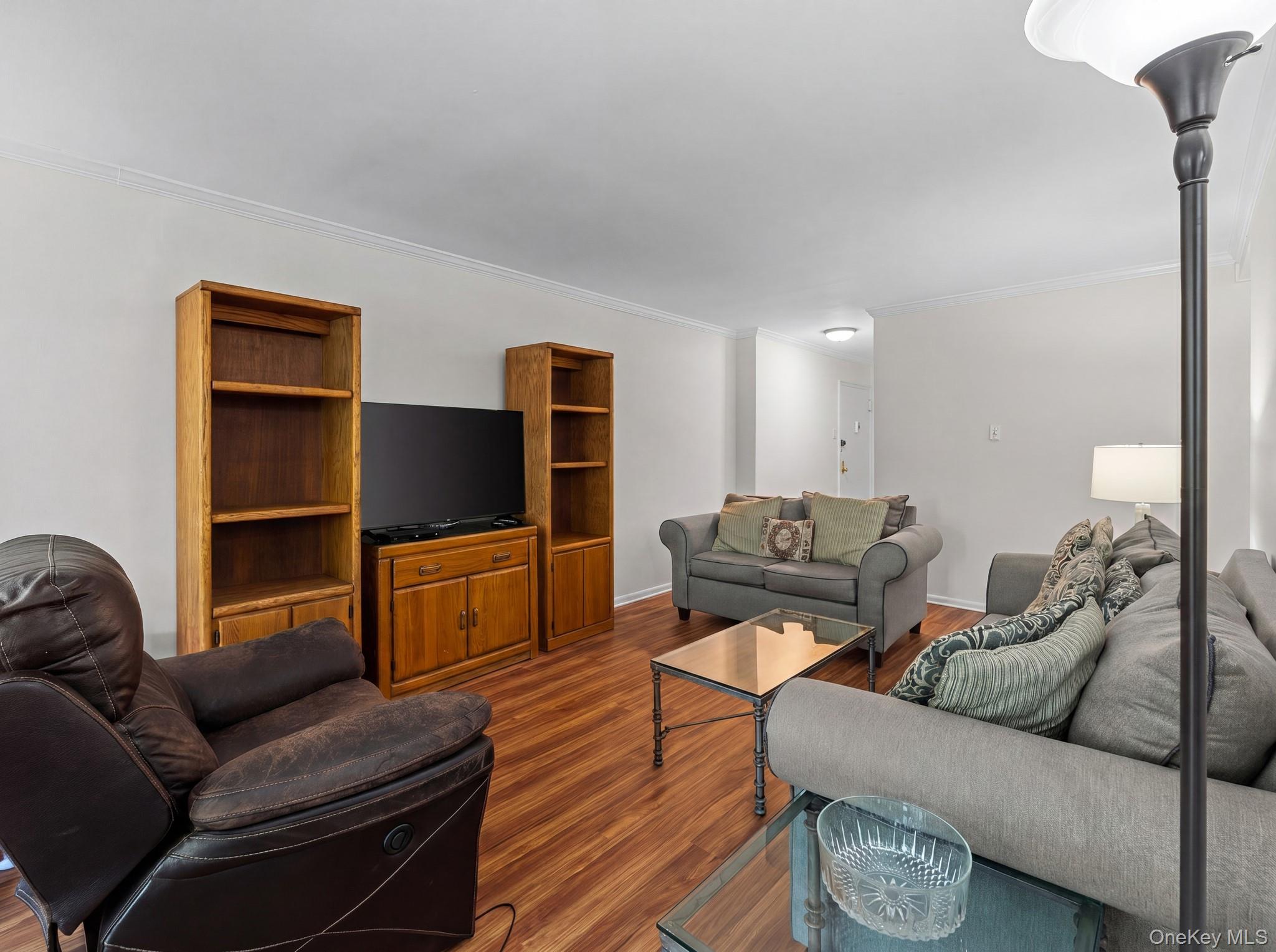 85-10 151 Avenue 2d Property Photo 24