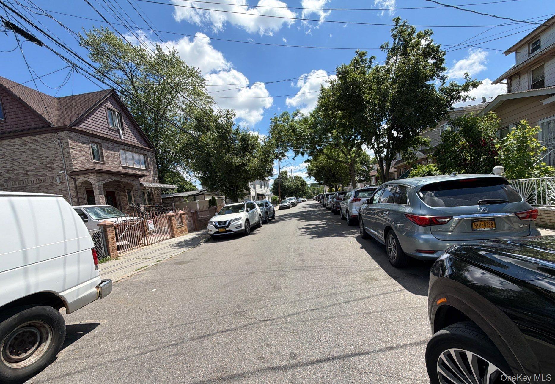 142-25 Bascom Avenue Property Photo 4
