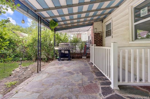 164-38 76th Road Property Photo 13