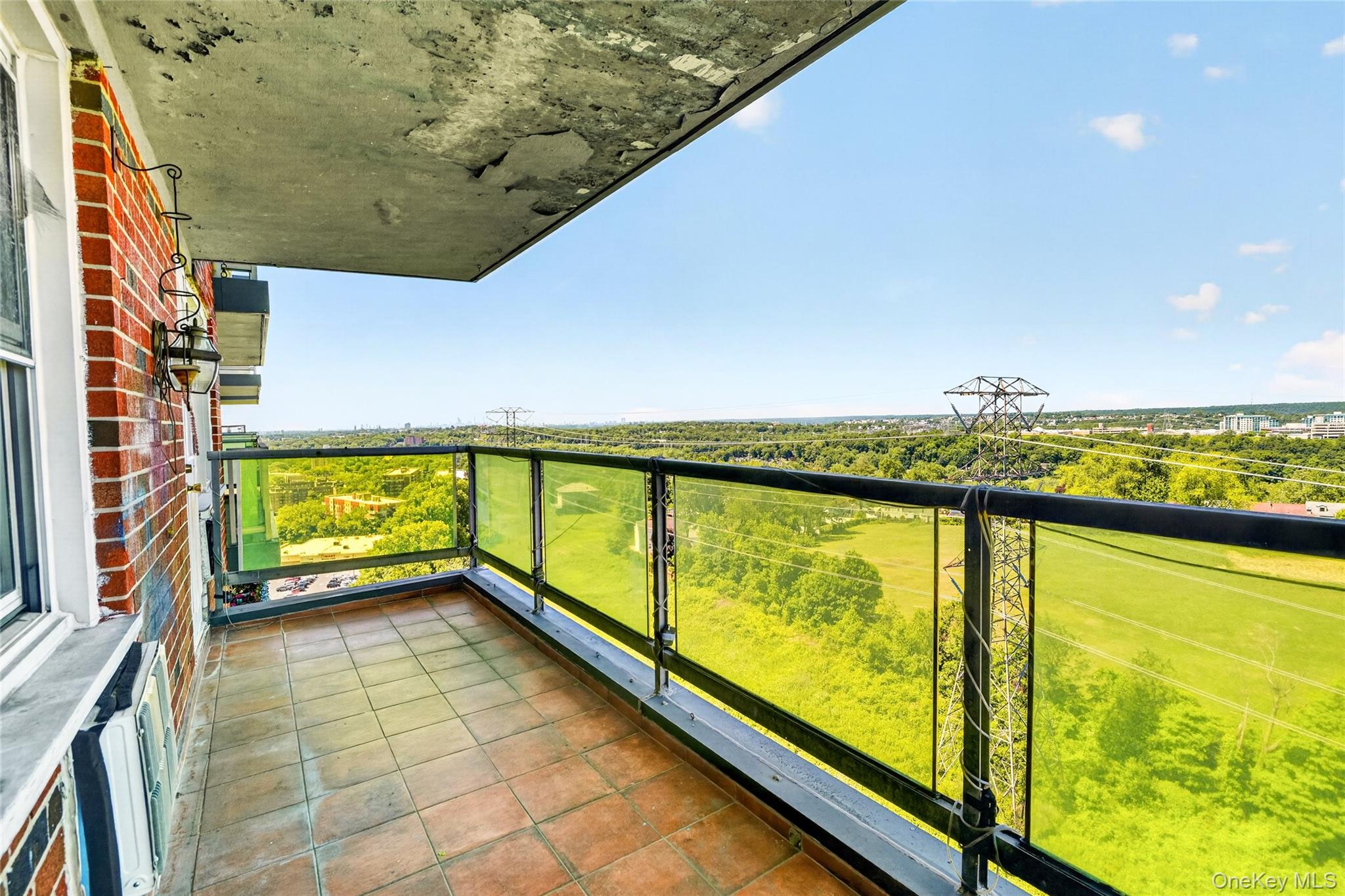 1841 Central Park Avenue 18a Property Photo 16