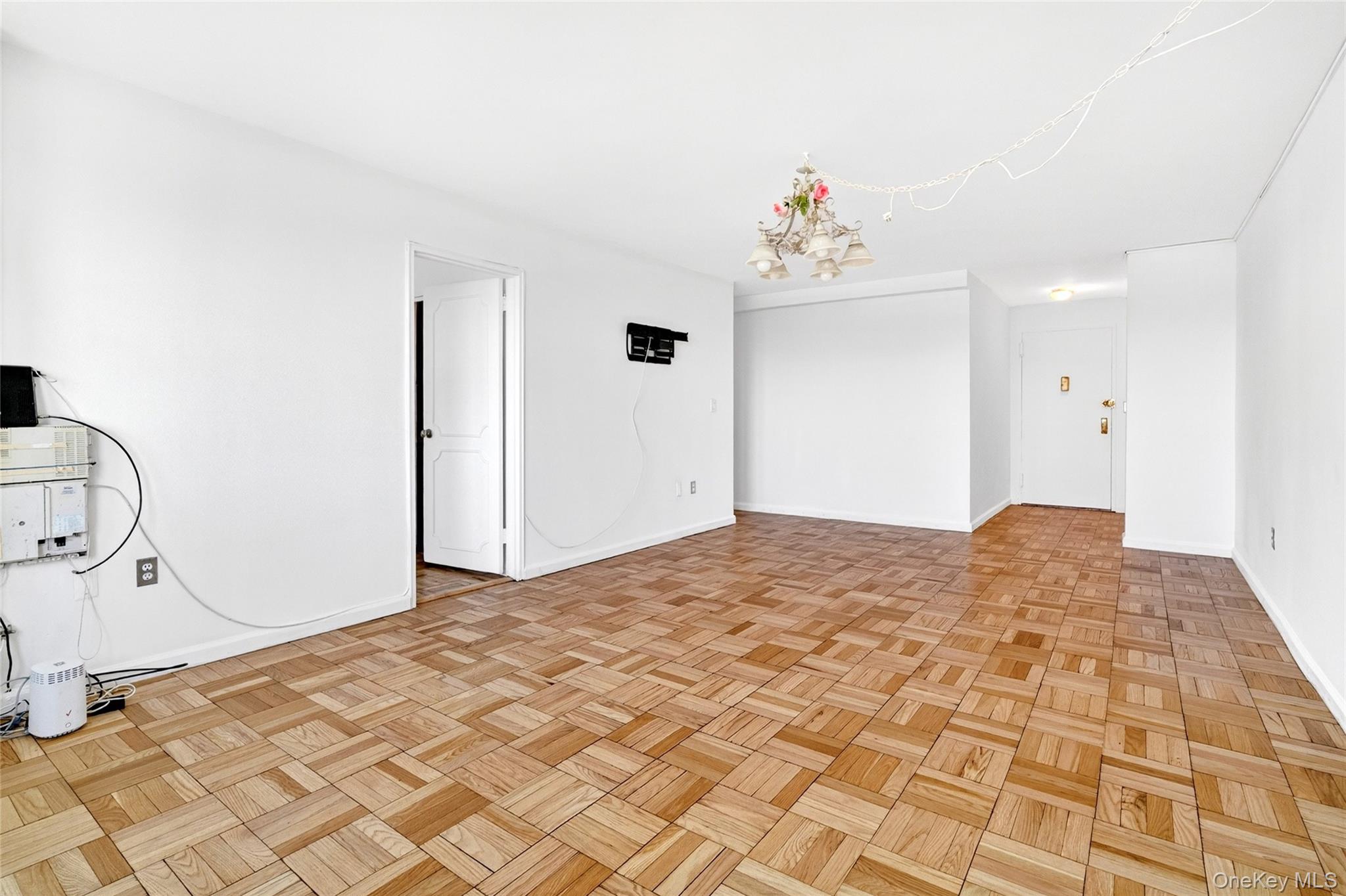 1841 Central Park Avenue 18a Property Photo 20