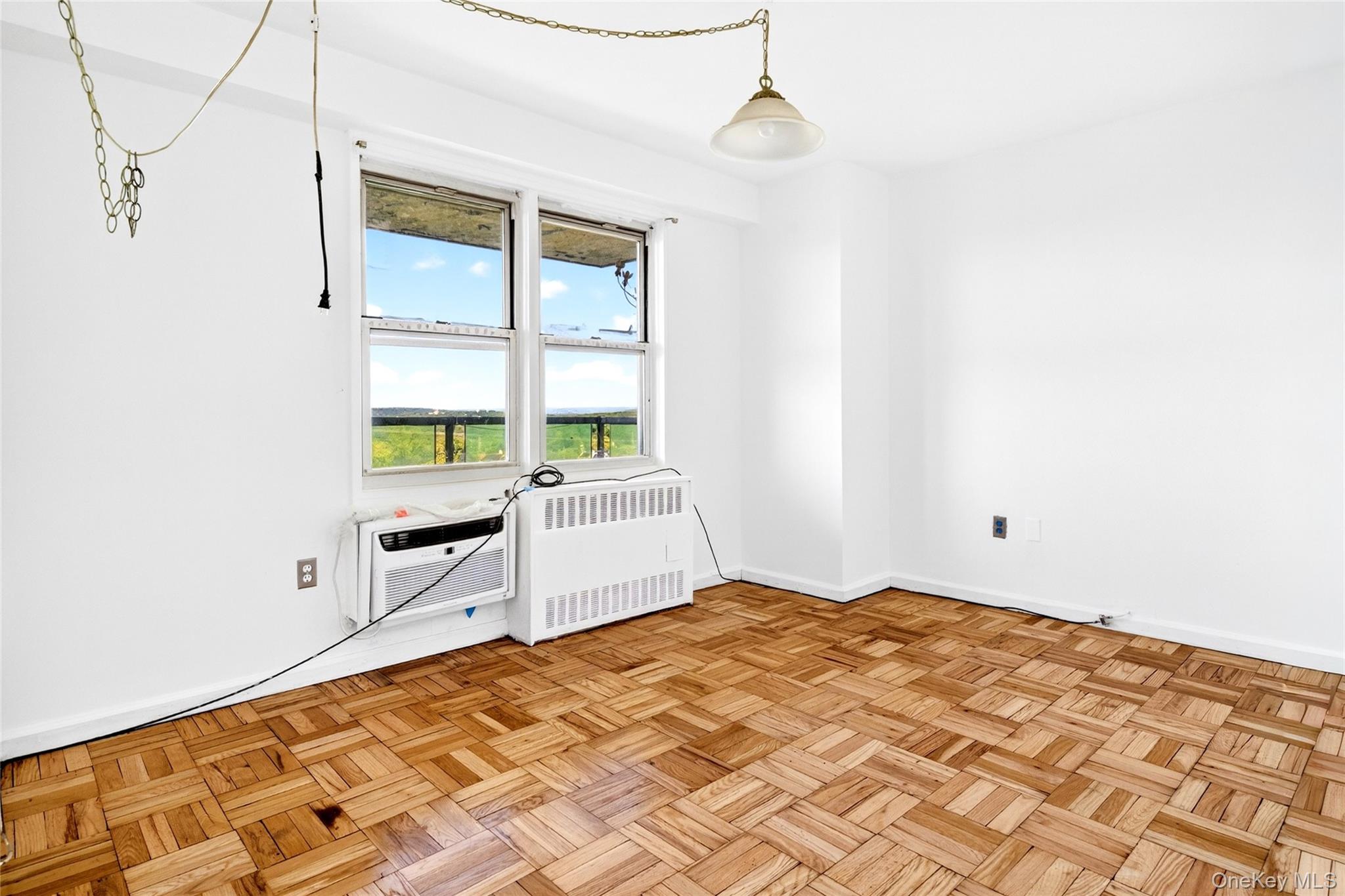 1841 Central Park Avenue 18a Property Photo 23