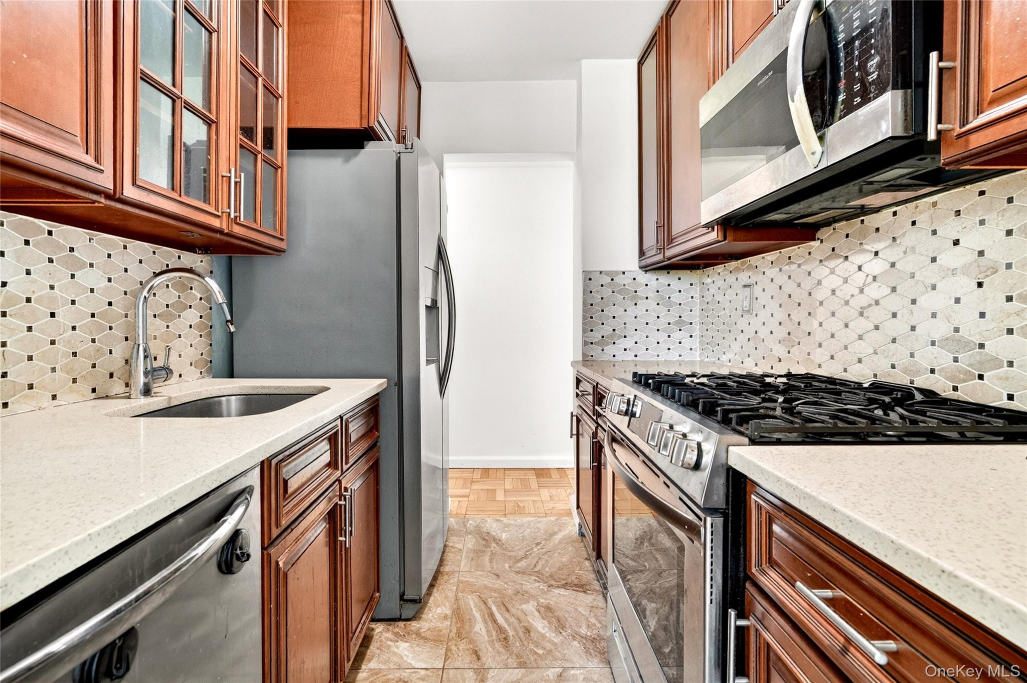 1841 Central Park Avenue 18a Property Photo 27