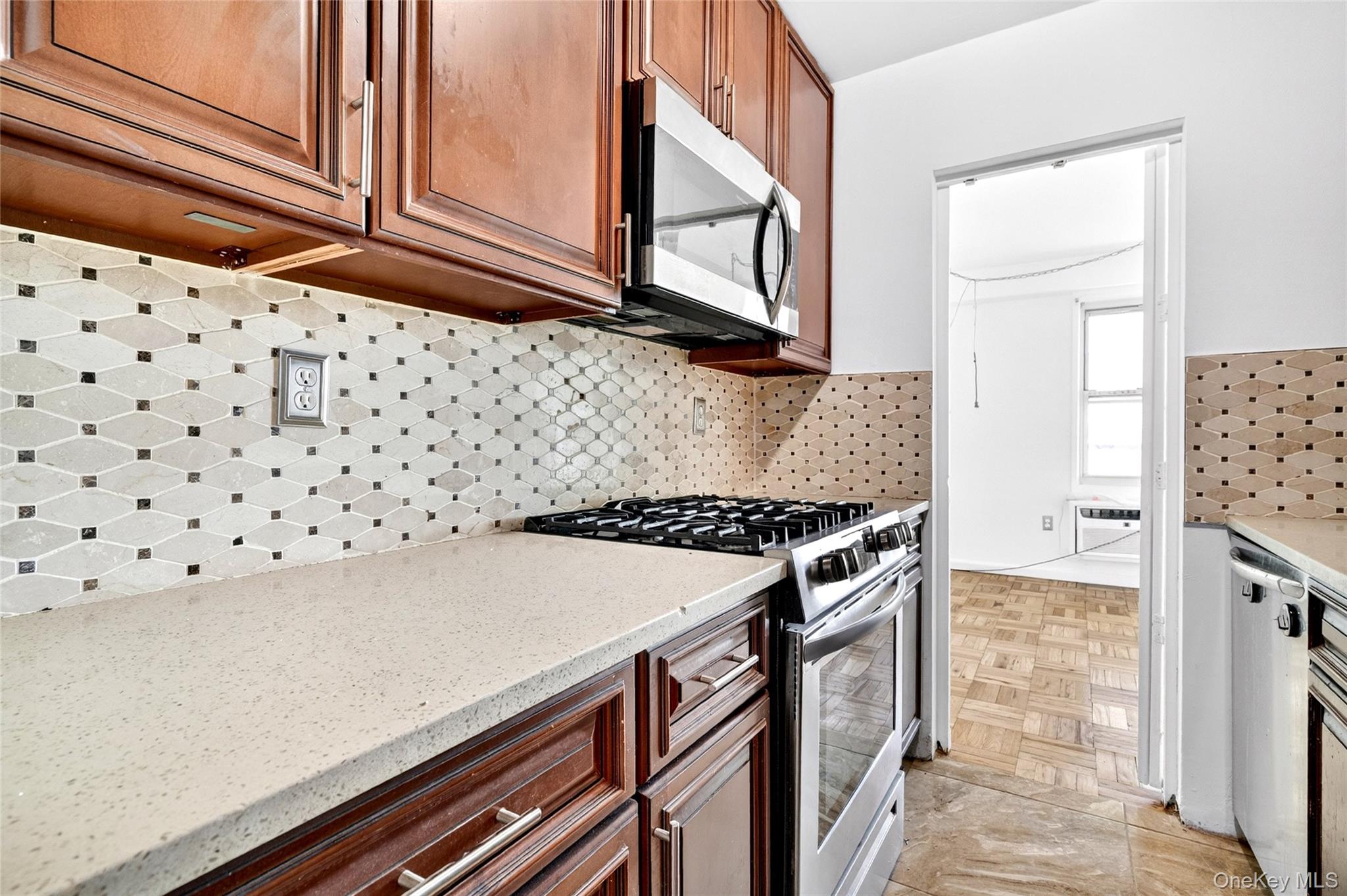 1841 Central Park Avenue 18a Property Photo 30