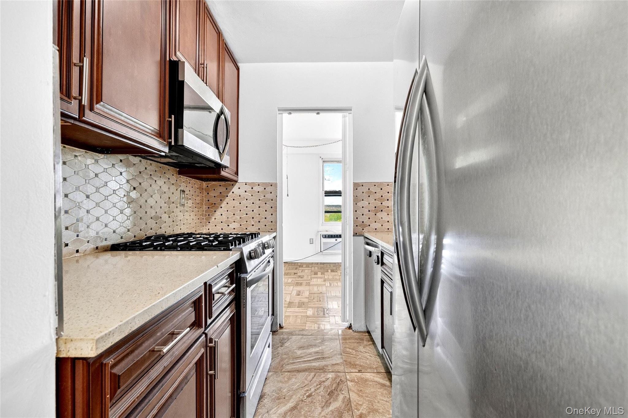 1841 Central Park Avenue 18a Property Photo 31