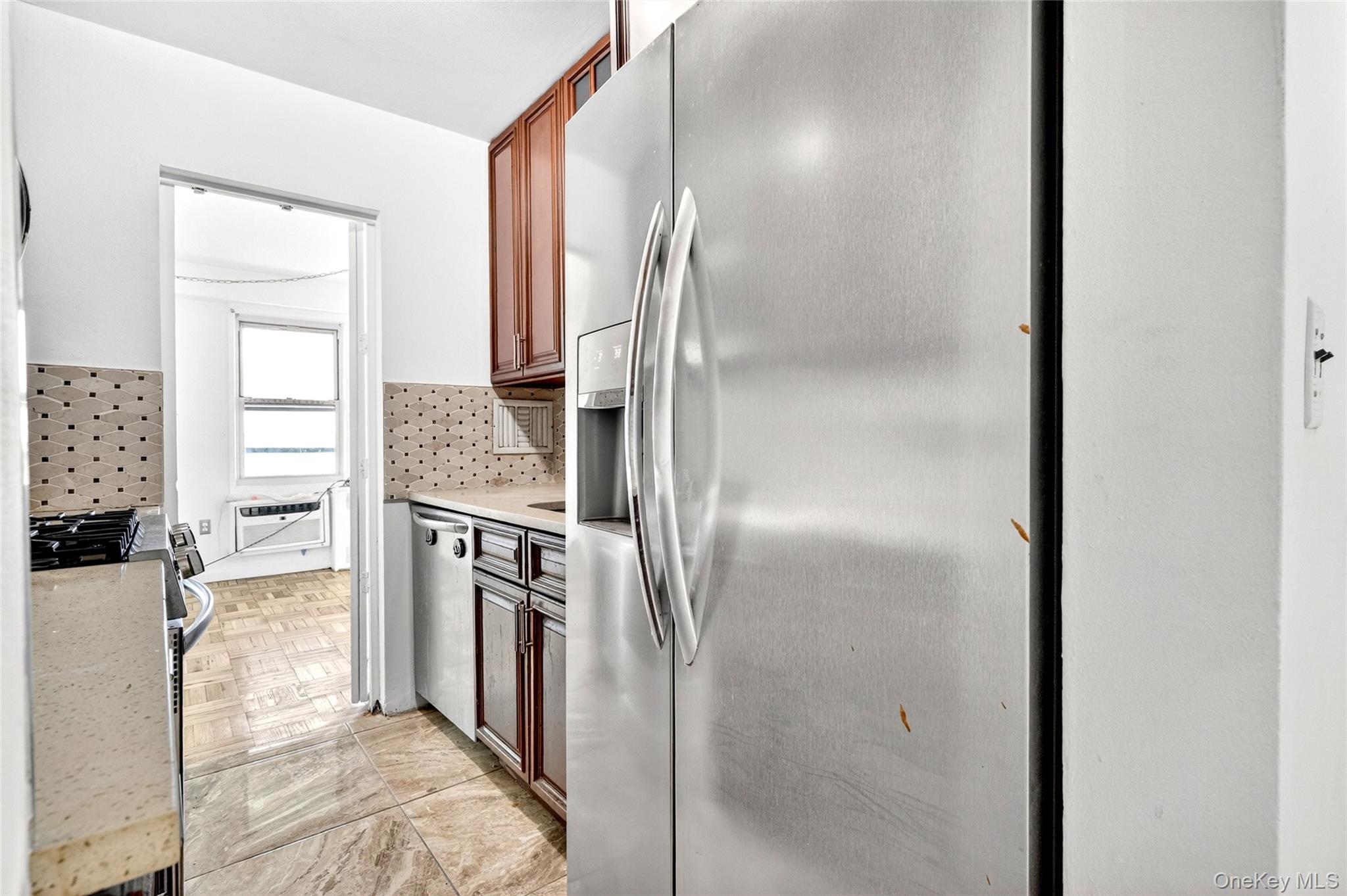1841 Central Park Avenue 18a Property Photo 32